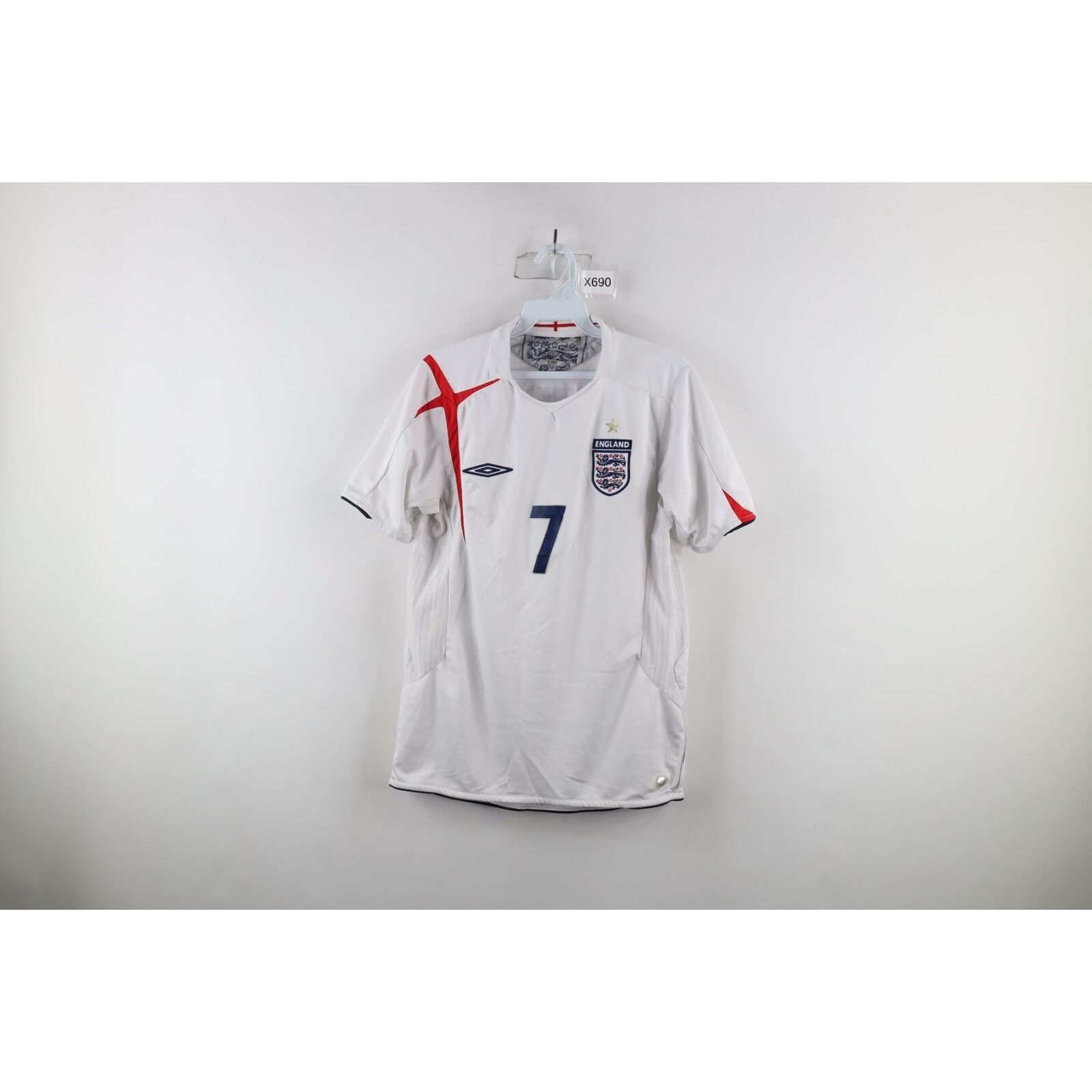 image of Umbro 2006 David Beckham England Soccer Jersey in White, Men's (Size Small)