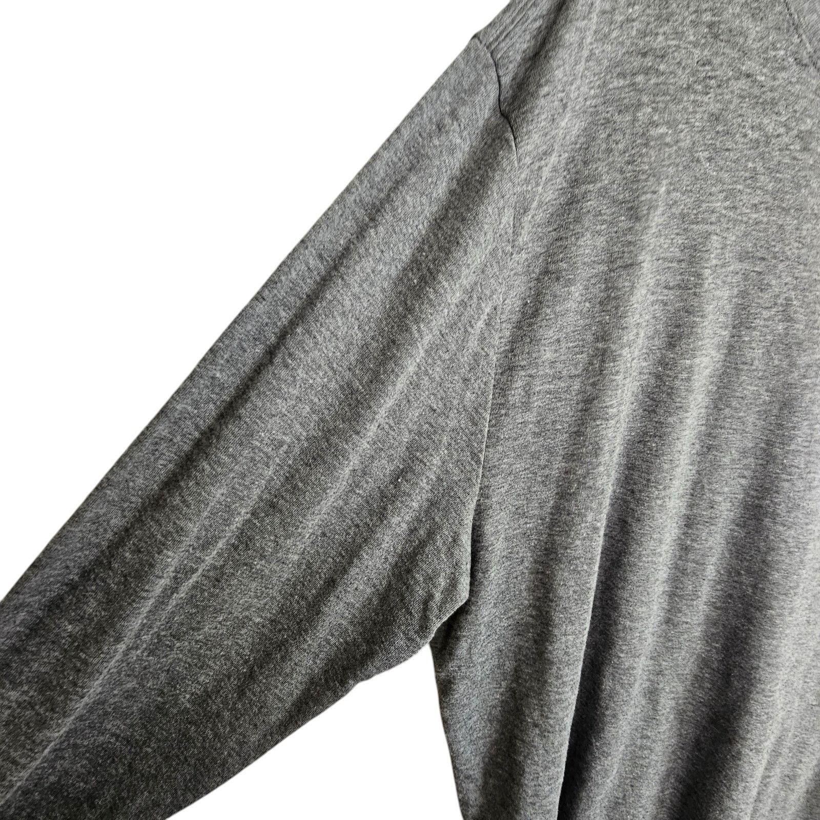 TravisMathew Travis Mathew Mens LS Crew Neck T-Shirt Size XXL Minimalist Size US XXL / EU 58 / 5 - 5 Thumbnail