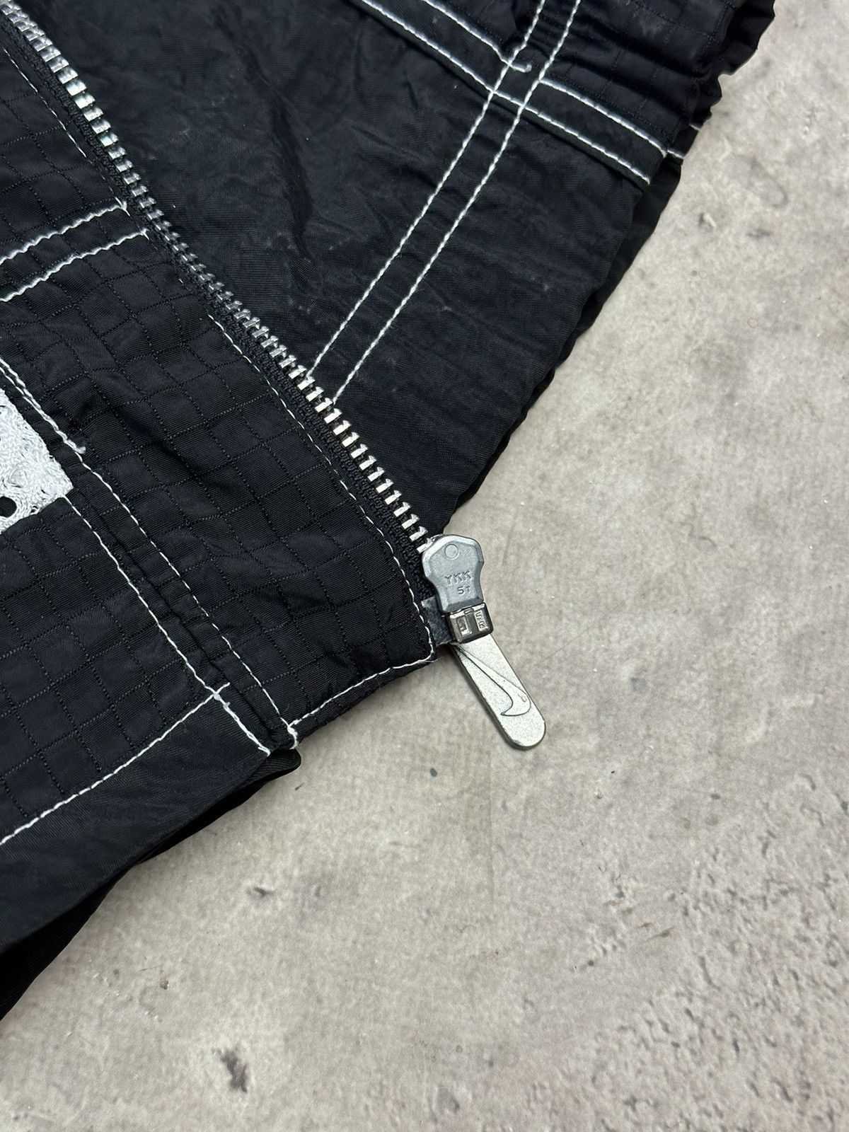 Nike × Vintage Vintage Nike Y2K Nylon Jacket Drill Embroidered Big Logo Size US M / EU 48-50 / 2 - 19 Thumbnail