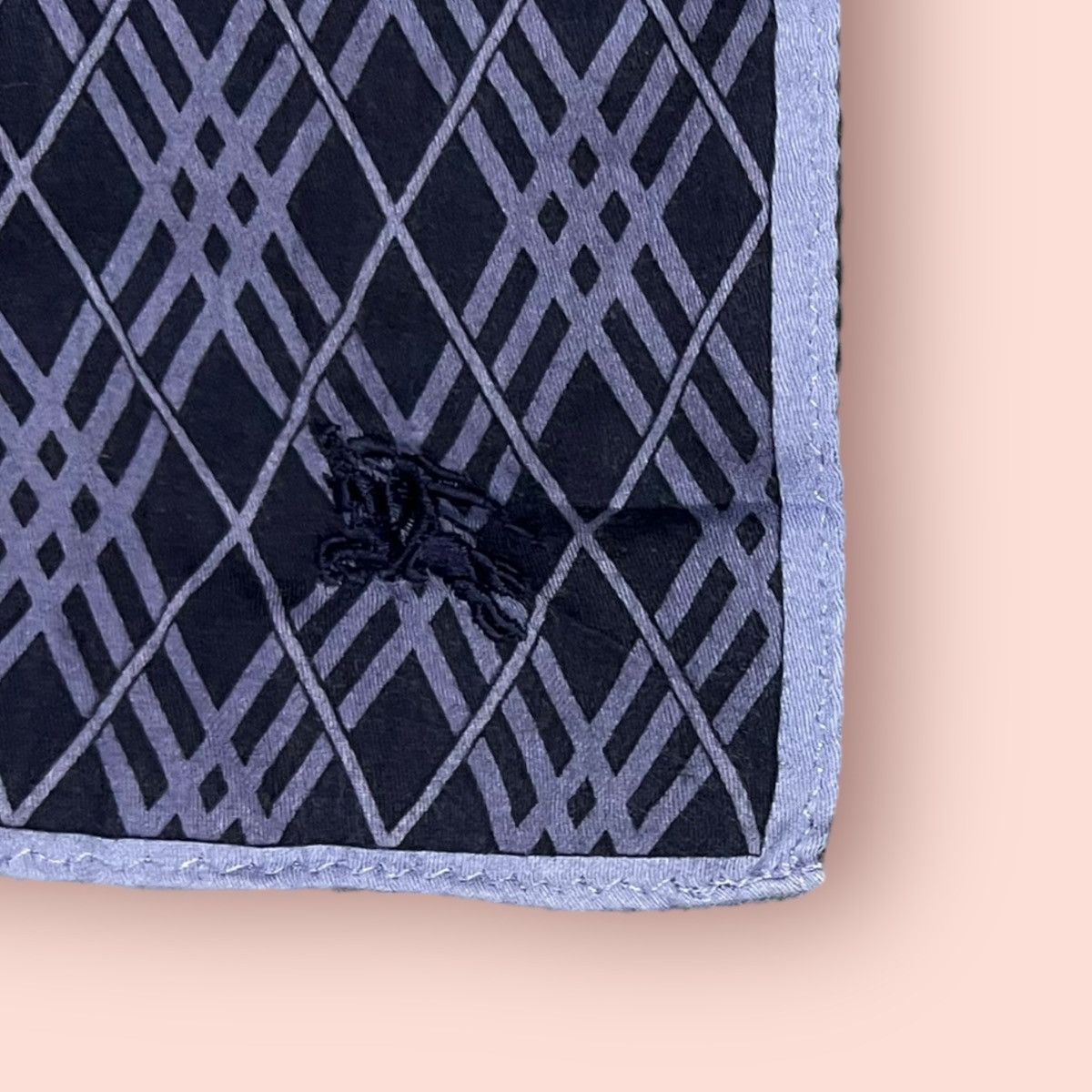 Burberry × Designer × Vintage VTG BURBERRY COTTON SILK HANDKERCHIEF/POCKETSQUARE/BANDANA Size ONE SIZE - 3 Thumbnail
