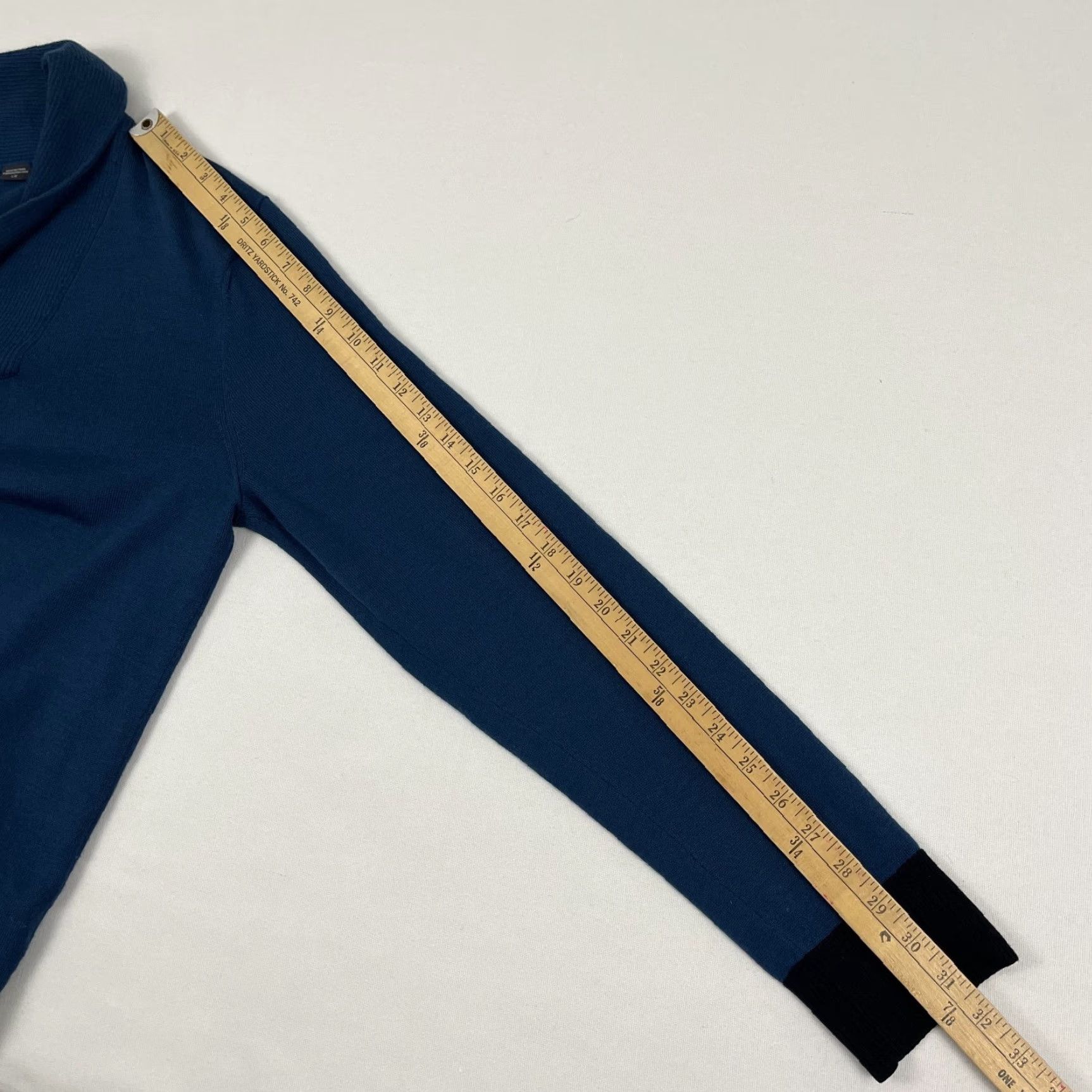 Armani Exchange Armani Exchange Sweater Mens Large Wool Blend Blue Shawl Collar Preppy Old Money Size US L / EU 52-54 / 3 - 6 Thumbnail
