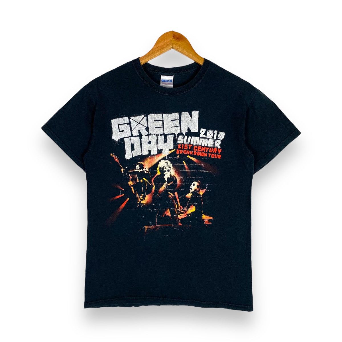 Band Tees × Vintage VINTAGE GREEN DAY 21ST CENTURY BREAKDOWN ALBUM TOUR TEE Size US S / EU 44-46 / 1 - 1 Thumbnail