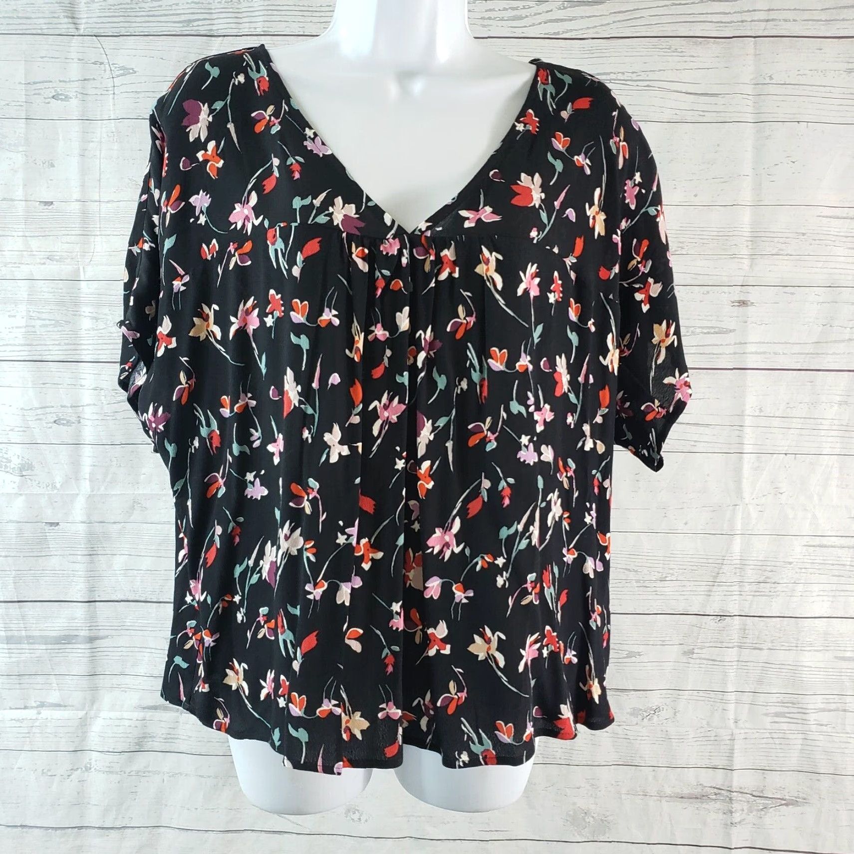 Madewell VINTAGE Madewell Womens Drifting Flowers Rhyme Top Sz Small Black Red Floral Size S / US 4 / IT 40 - 2 Thumbnail