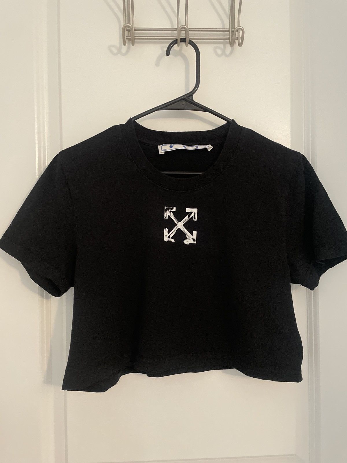 Off white “woman “ crop top size small