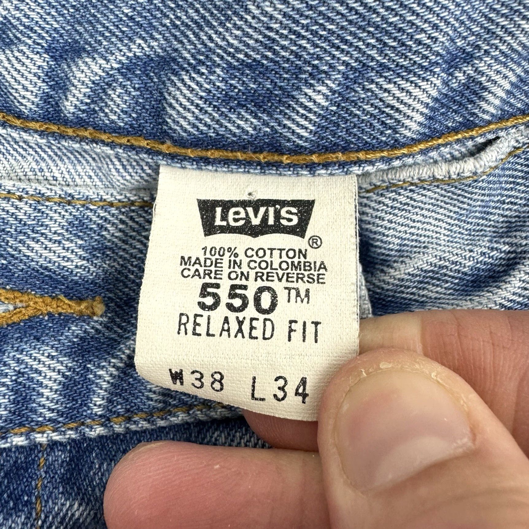 Levi's VINTAGE Levis 550 Jeans Adult 38x34 Blue Relaxed Fit Classic 90s Y2K Pants Mens Size US 38 / EU 54 - 4 Thumbnail