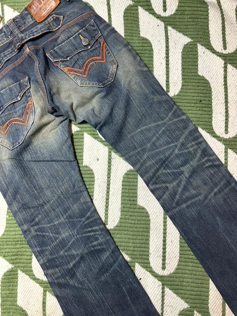 Edwin EDWIN XV Distressed Flare Buckle Back Jeans Size US 32 / EU 48 - 3 Thumbnail