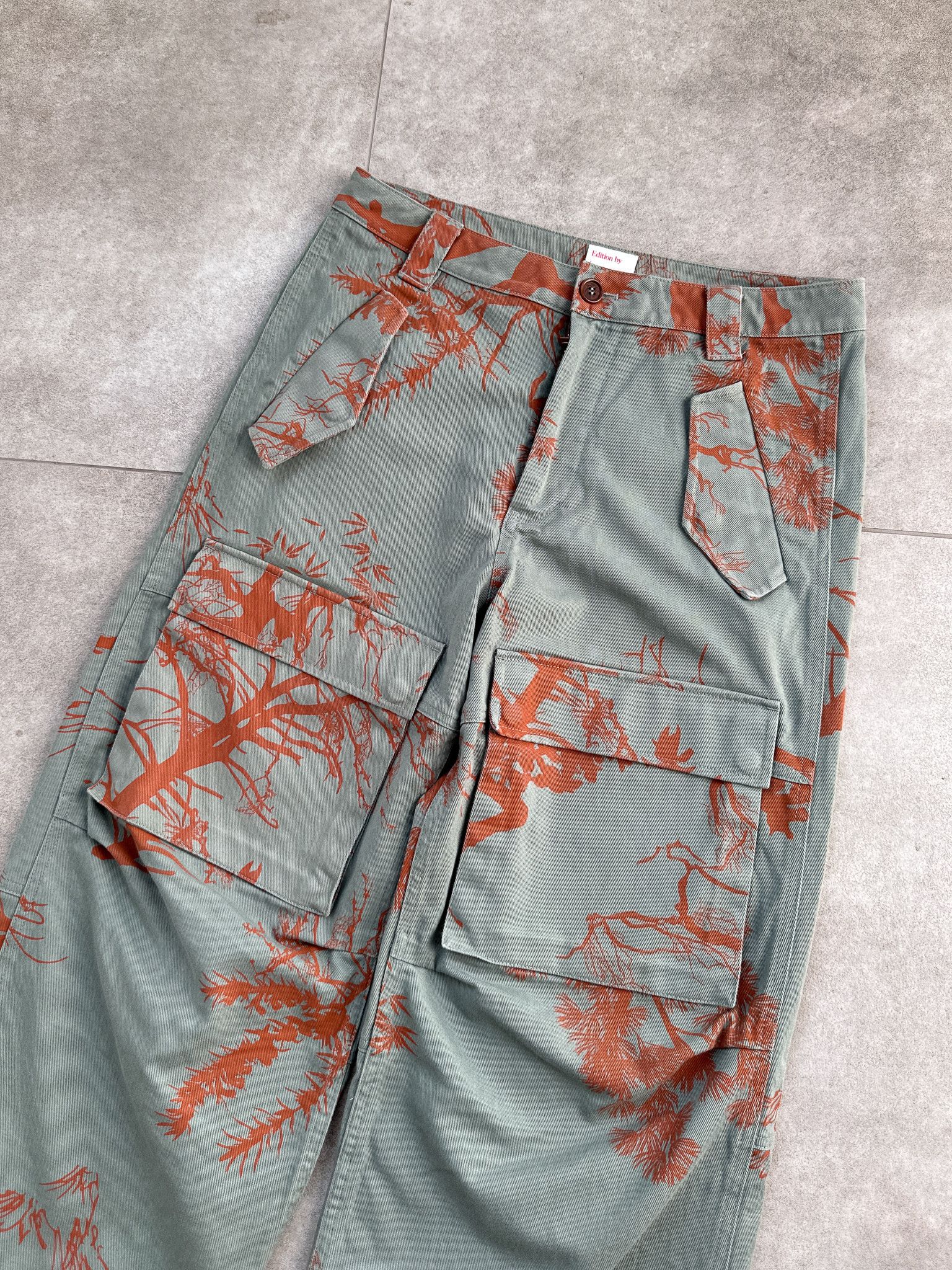 H&M H&M Japanese Style Cargo Pants Size US 32 / EU 48 - 3 Thumbnail