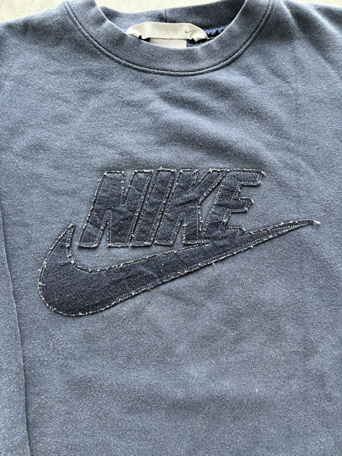Nike Vintage Y2K Nike Crewneck Sweatshirt Embroidered Boxy Fit Size US L / EU 52-54 / 3 - 2 Thumbnail