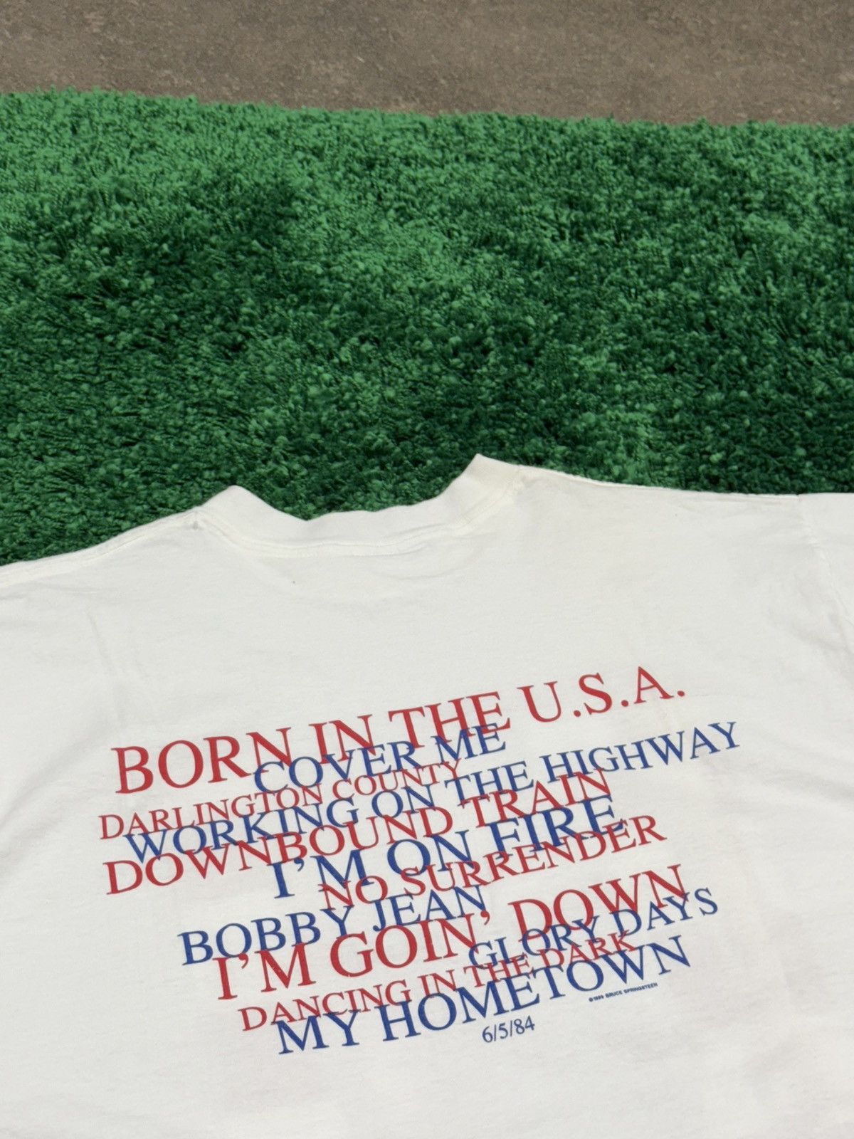 Vintage RARE GRAIL Bruce Springsteen Born in the USA Album Tee XL Size US XL / EU 56 / 4 - 9 Thumbnail