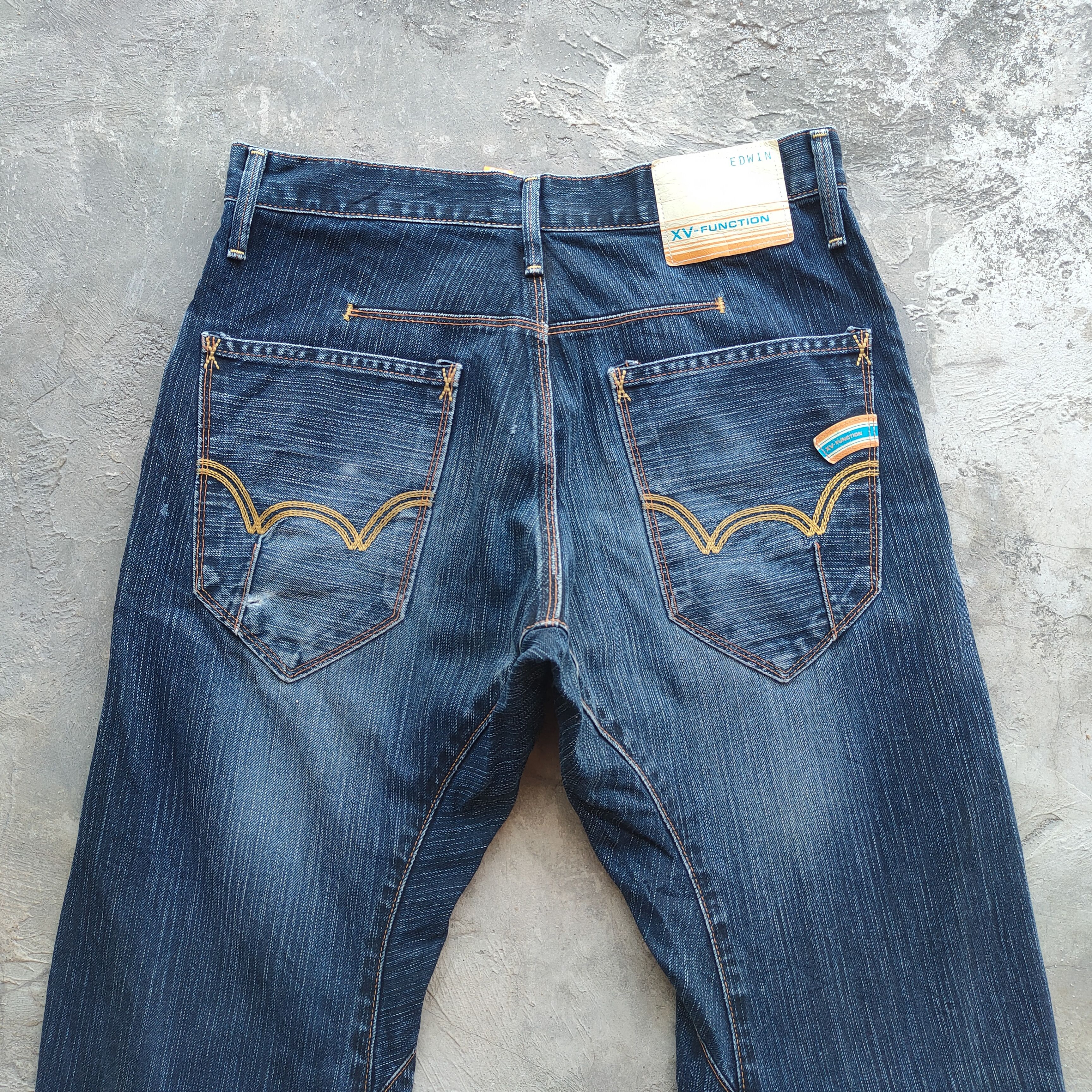 Edwin W30 VINTAGE EDWIN TWIST LEG FADED JEANS PANTS Size US 30 / EU 46 - 9 Thumbnail