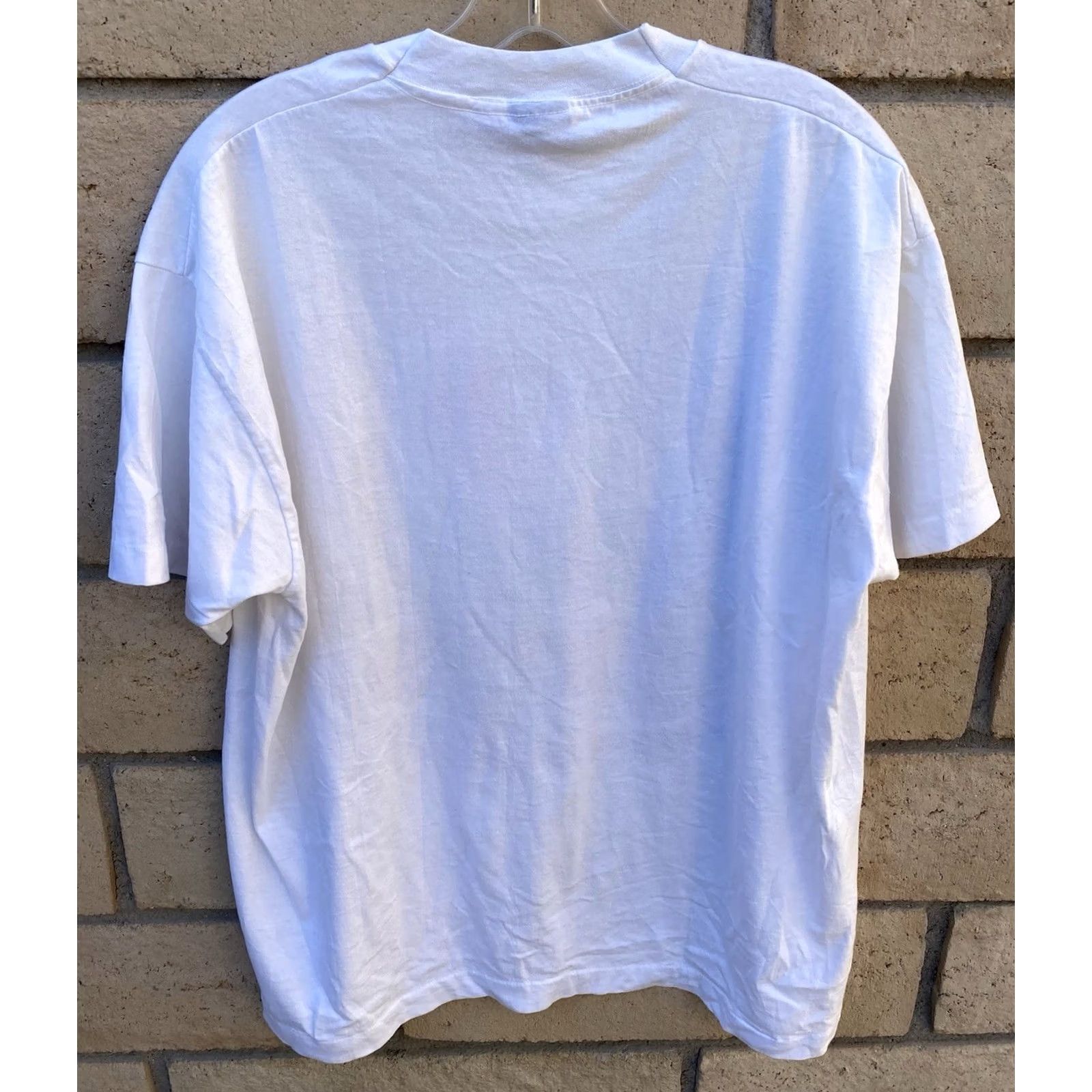 Vintage VINTAGE Chicago Windy City Skyline T-Shirt Made In USA 90s XL White Cotton Blend 50/50 Short Sleeve Crew Neck Men Mens 90s City Graphic Print Shirt Size US XL / EU 56 / 4 - 4 Thumbnail