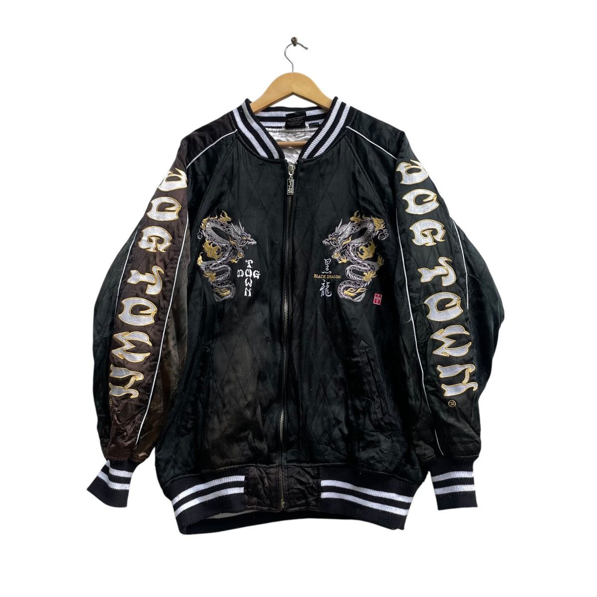 Dogtown × Japanese Brand × Vintage 💥Vintage Dog Town Black Dragon Embroidered Padded Sukajan Size US L / EU 52-54 / 3 - 2 Thumbnail