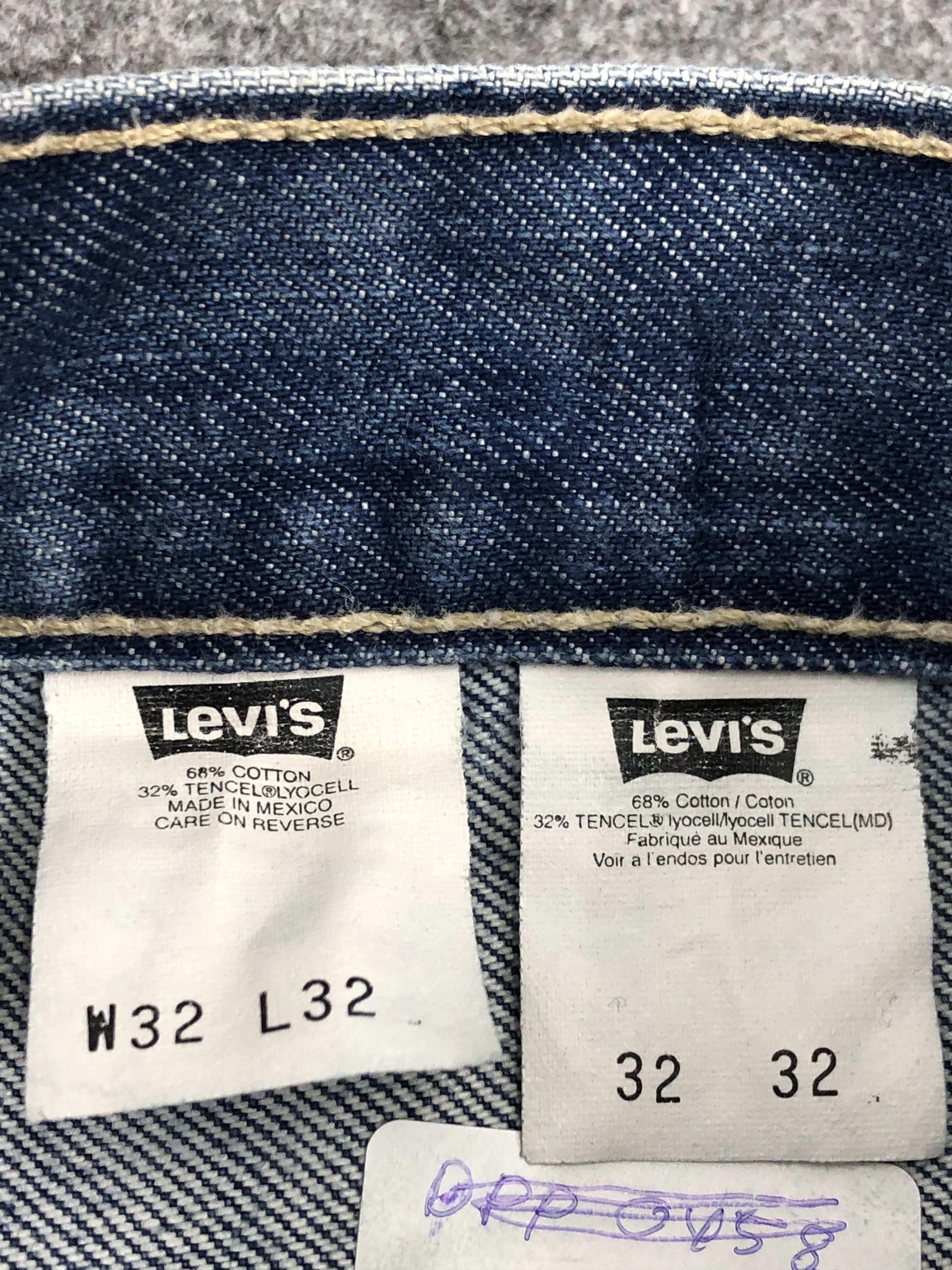 Levi's Vintage Levis 501 Faded Blue Jeans DPP0258 Size US 32 / EU 48 - 7 Thumbnail