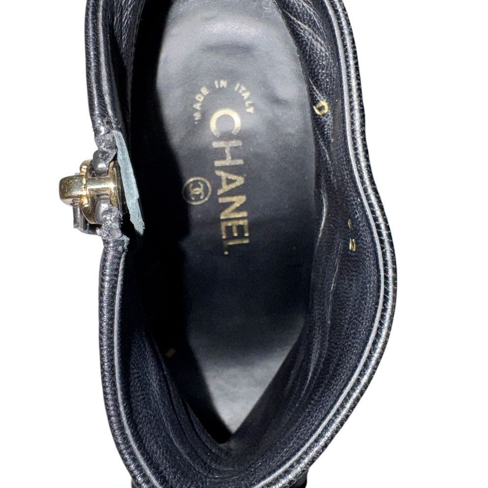 Chanel Chanel Fall Black Leather Metal Pearl Ankle Boots Size 37 Size US 6.5 / IT 36.5 - 13 Thumbnail