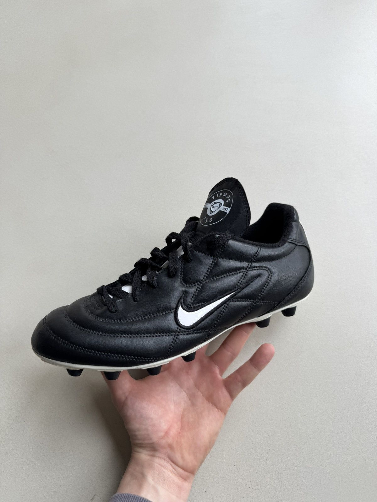 Gucci men’s slip ons (bee and star)