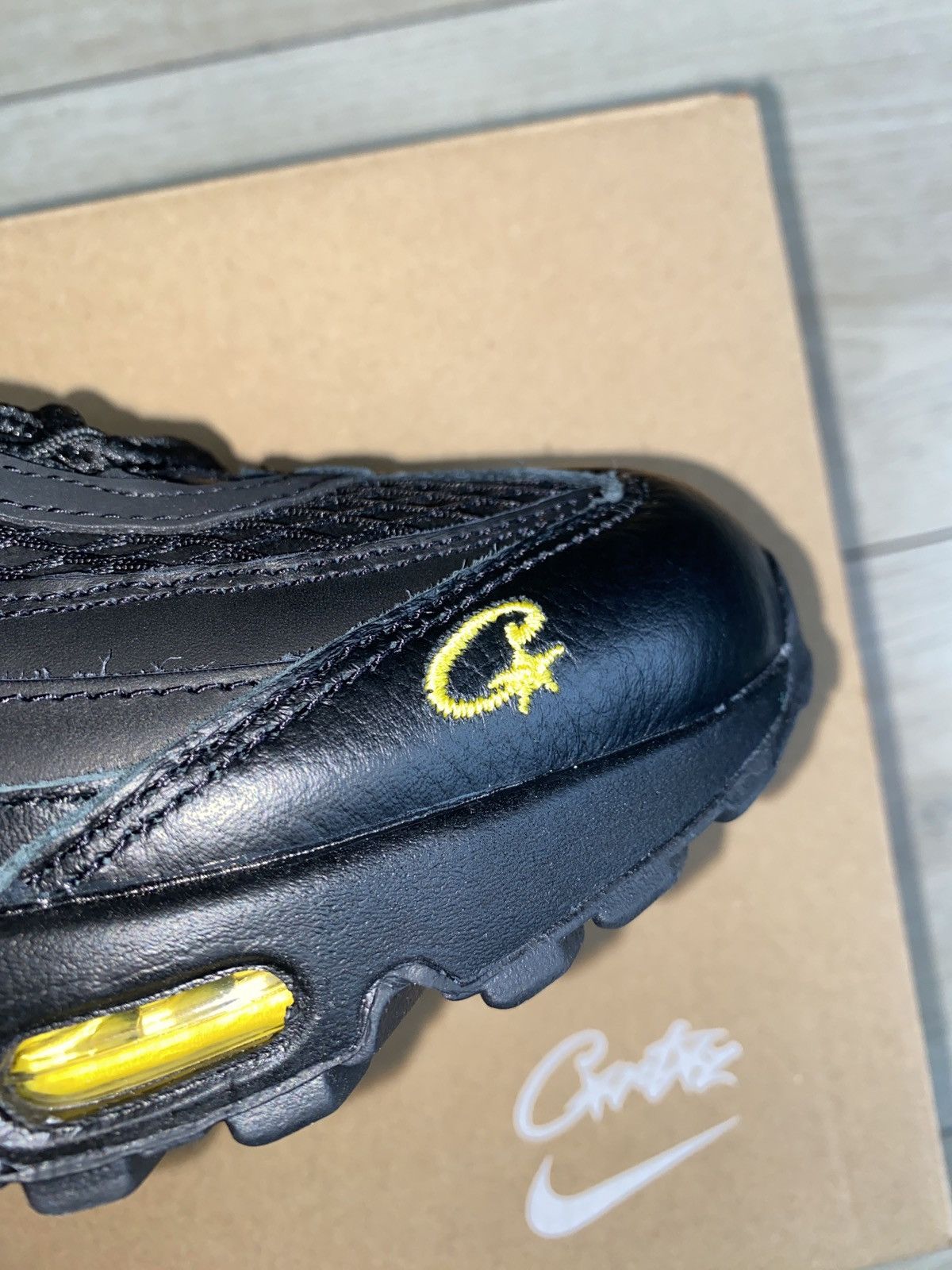 Corteiz × Nike Air Max 95 ‘Honey Blacks’ Size US 10 / EU 43 - 8 Thumbnail