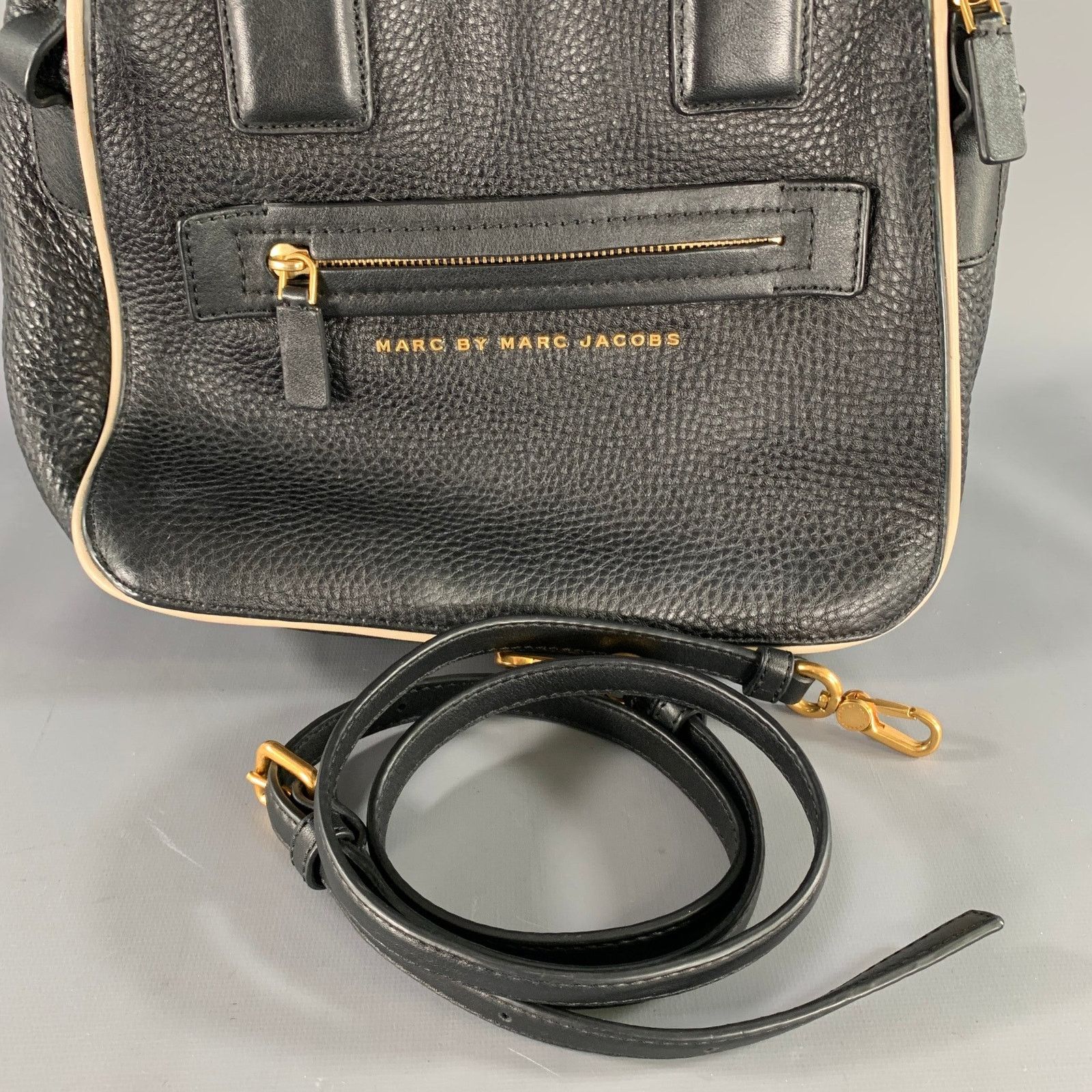 Marc Jacobs MARC JACOBS Size Black White Pebble Grain Leather Bags Size ONE SIZE - 12 Thumbnail