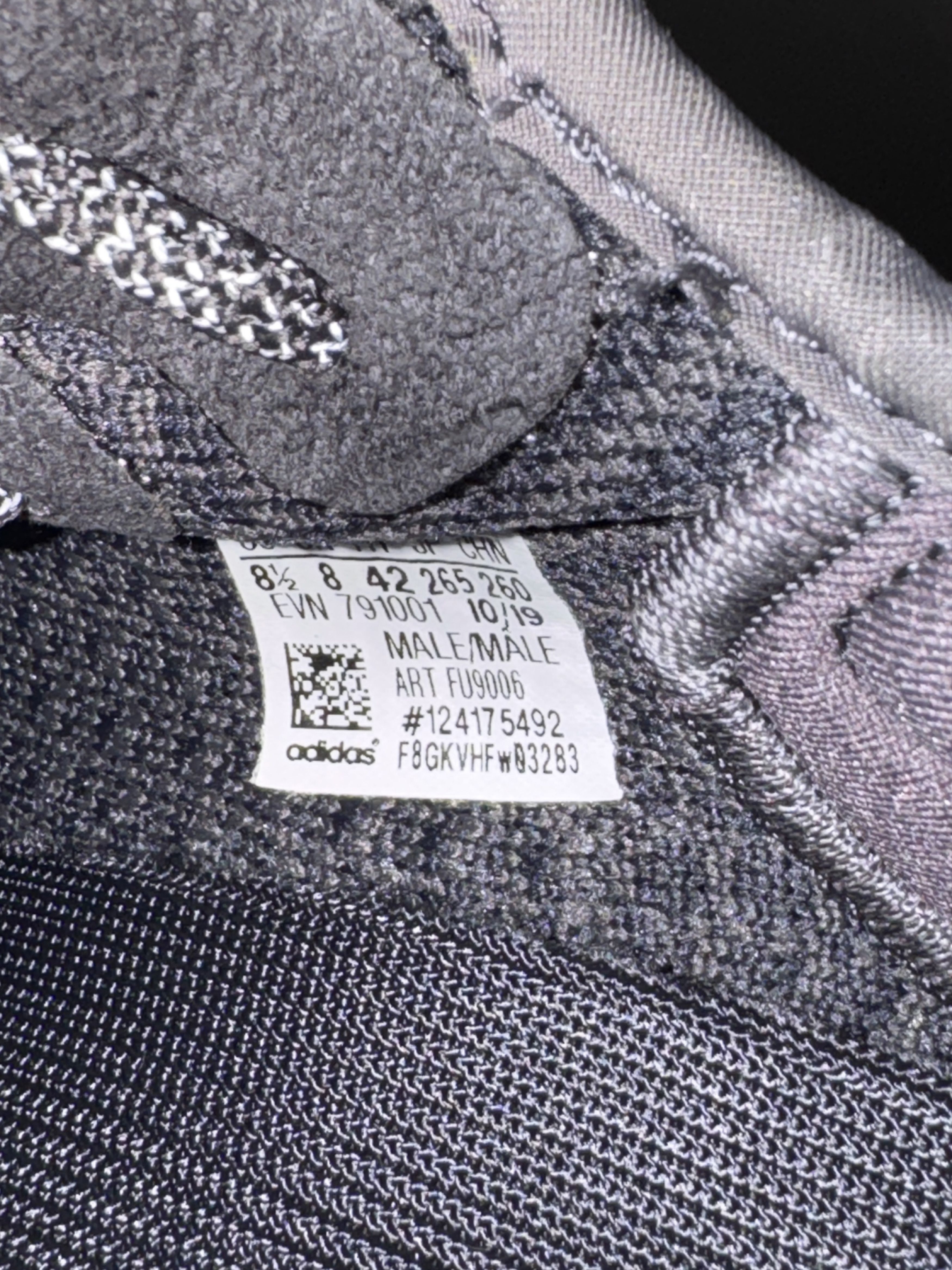 Adidas × Kanye West Yeezy Boost 350 V2 'Black Non-Reflective' Size US 8.5 / EU 41-42 - 14 Thumbnail