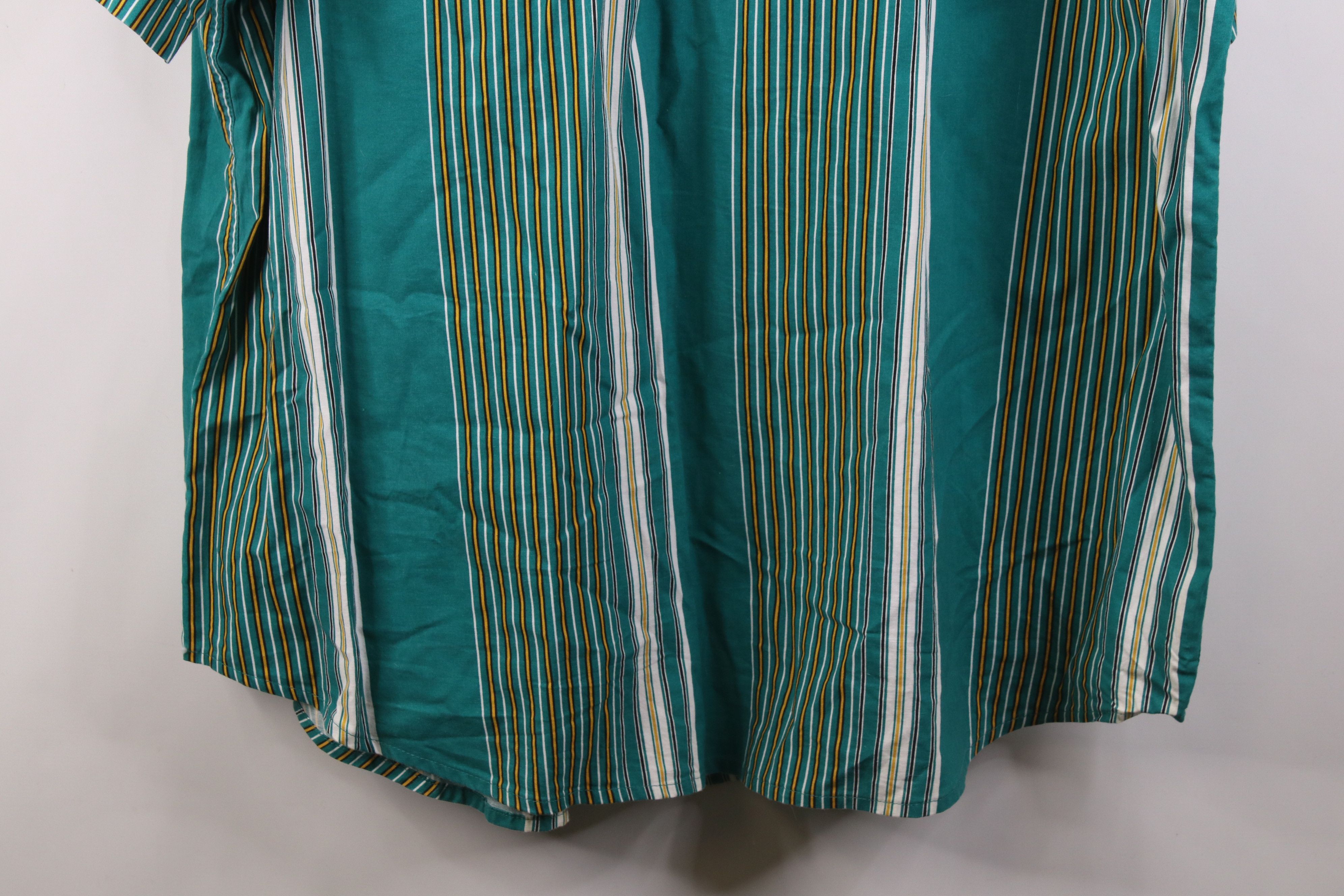 Vintage Vintage 90s Streetwear Striped Short Sleeve Button Shirt Size US XXL / EU 58 / 5 - 15 Thumbnail
