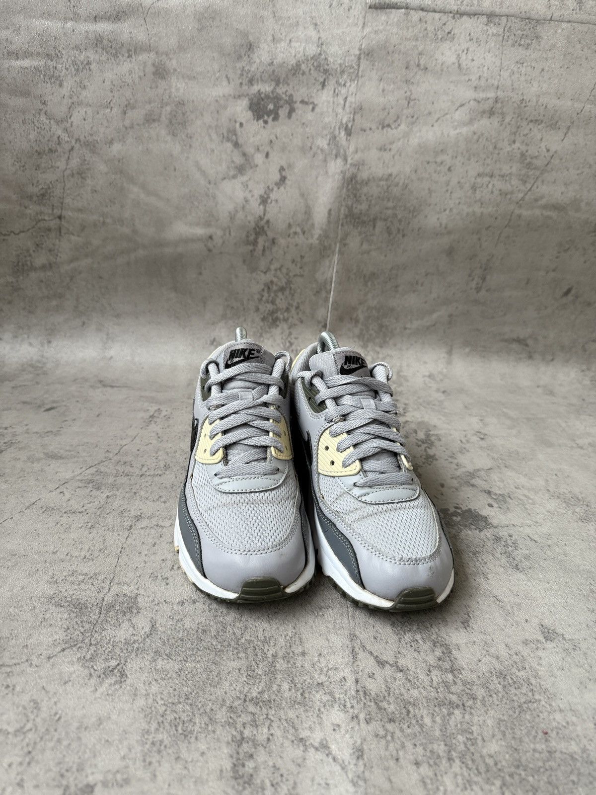 Nike NIKE AIR MAX 90 Size US 5.5 / EU 38 - 2 Thumbnail