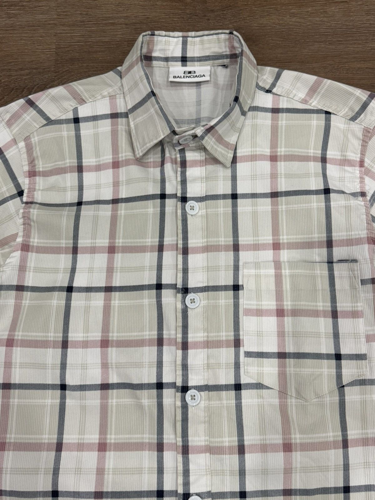 Balenciaga Balenciaga Short Sleeve Plaid Button-Down Shirt Size US S / EU 44-46 / 1 - 4 Thumbnail