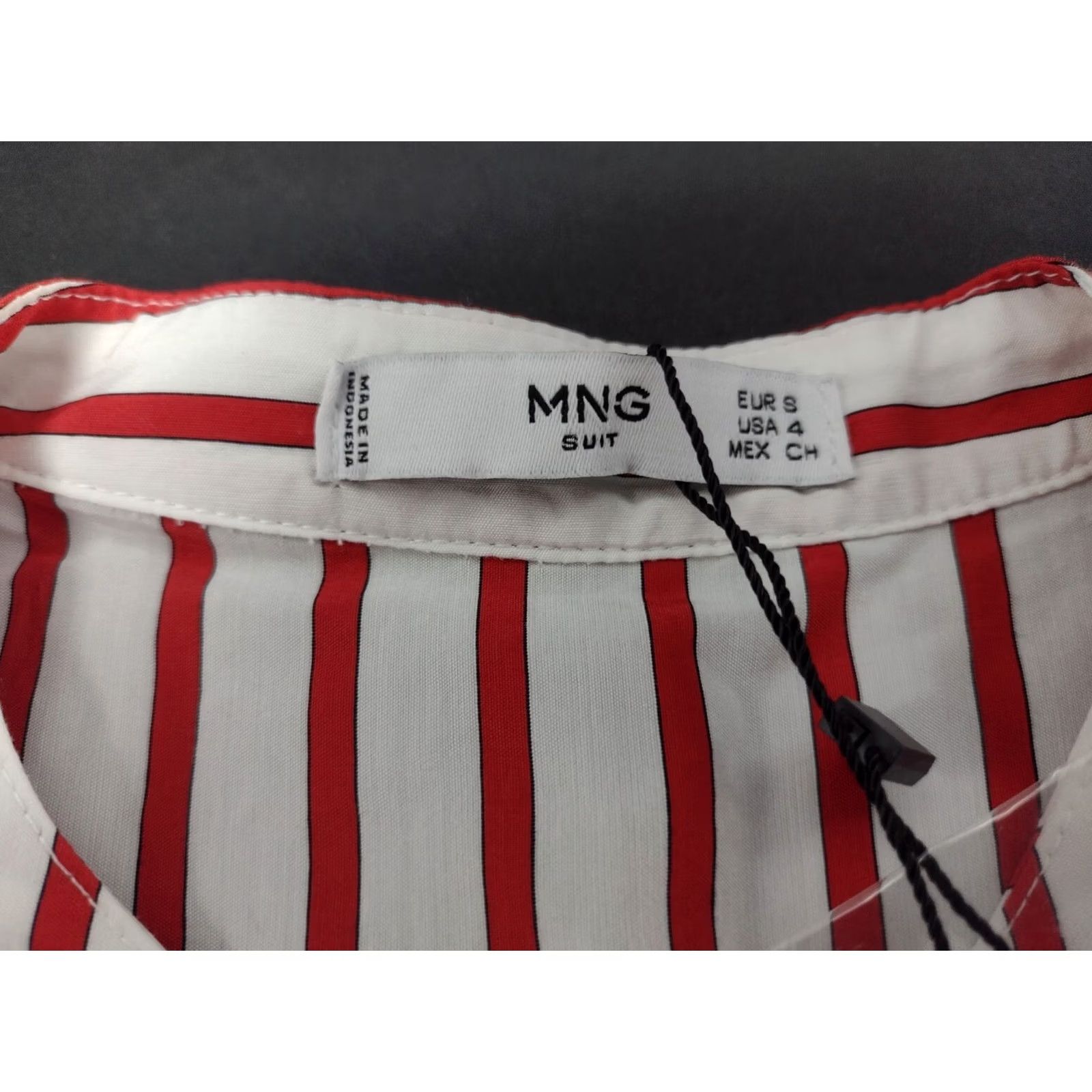 Vintage MNG Suit Shirt Sleeveless Button-Down V Neck White/Red Stripes 4 Womens Tunic Lace Sleeve-less Top Button Up Women Size S / US 4 / IT 40 - 4 Thumbnail