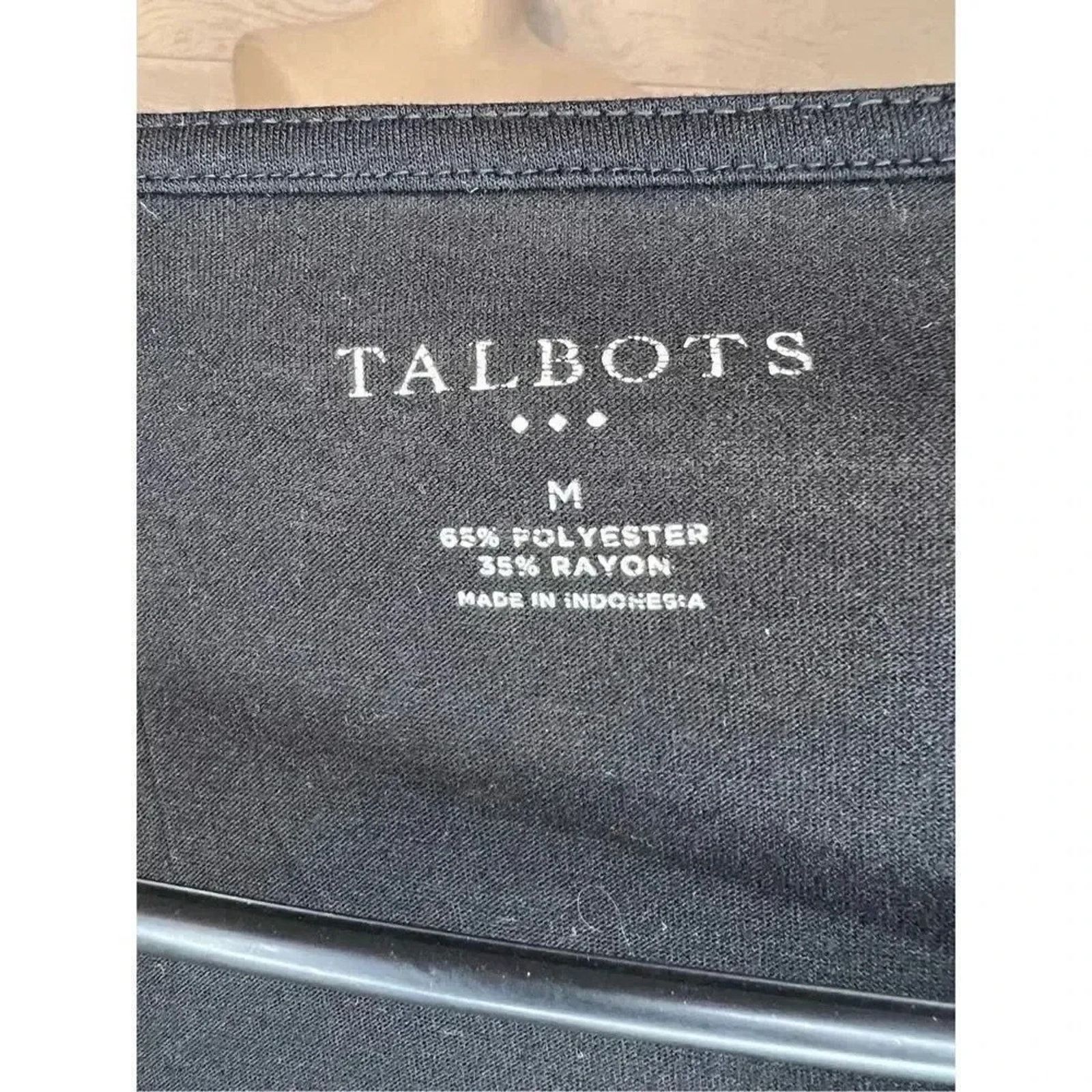 Other Talbots black sleeveless top pleated ruffle trim Size medium Size M / US 6-8 / IT 42-44 - 6 Thumbnail