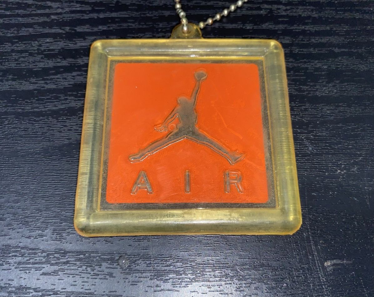 Jordan Brand × Nike × Vintage Vintage 2000s Nike air Jordan sneaker shoe hang tag keychain Size ONE SIZE - 2 Thumbnail