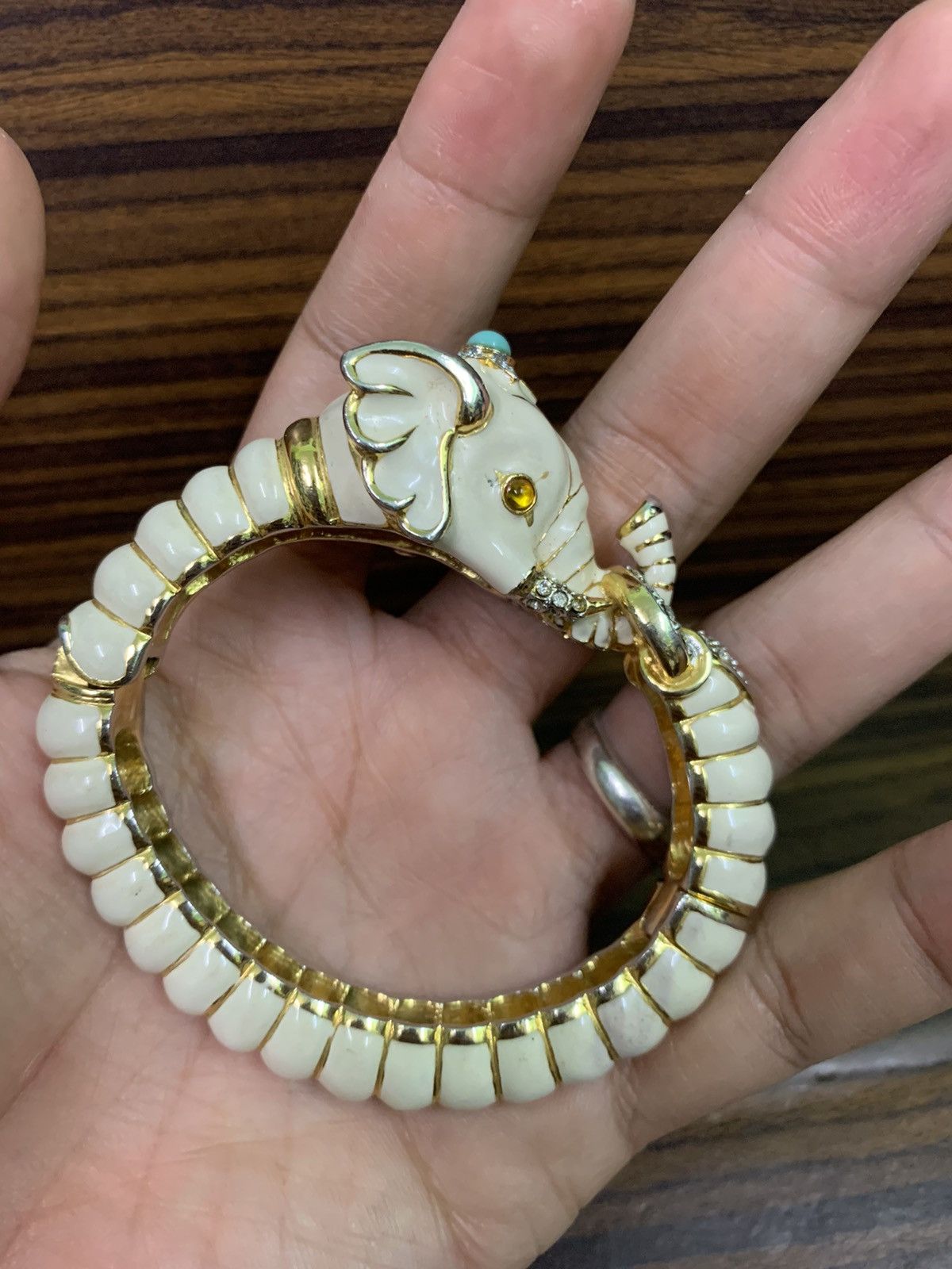 Miu Miu Vintage Kenneth J Lane Ivory Elephant Bangle White enamel Size ONE SIZE - 5 Thumbnail
