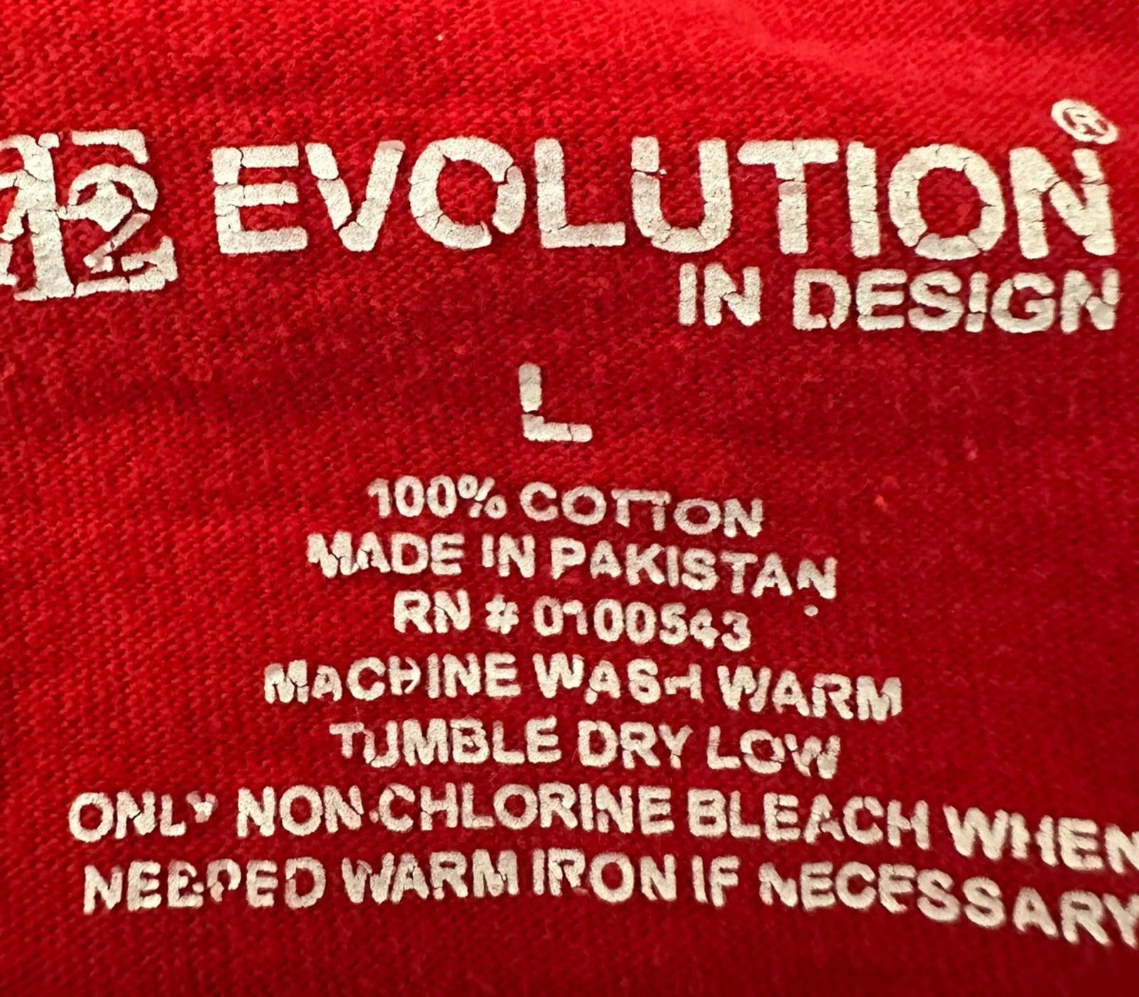 The Unbranded Brand Men’s Large Graphic Tee – Evil Clown, Red V-Nec Size US L / EU 52-54 / 3 - 4 Thumbnail