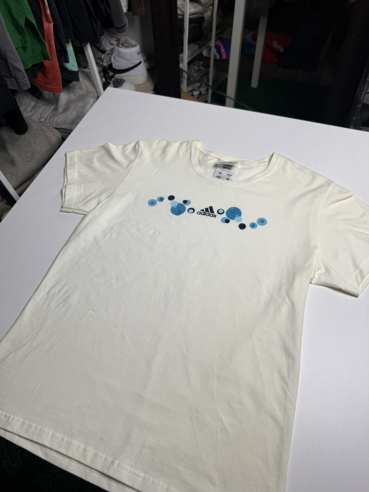 Vintage VINTAGE Y2K Women’s Adidas Bubbles Tee “White” (L) PREOWNED Size L / US 10 / IT 46 - 1 Thumbnail