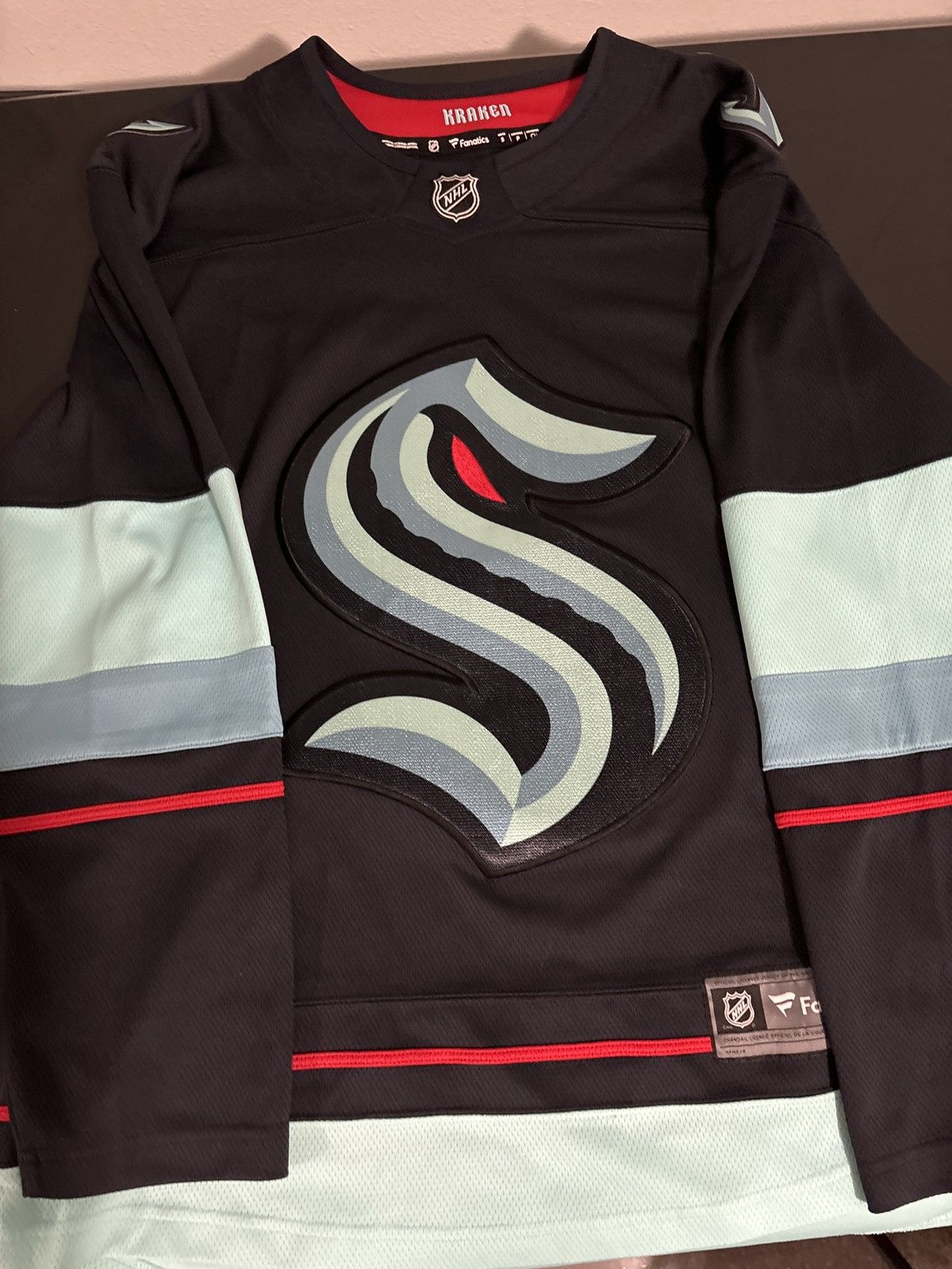 NHL Seattle Kraken Nhl Jersey Size US S / EU 44-46 / 1 - 1 Thumbnail