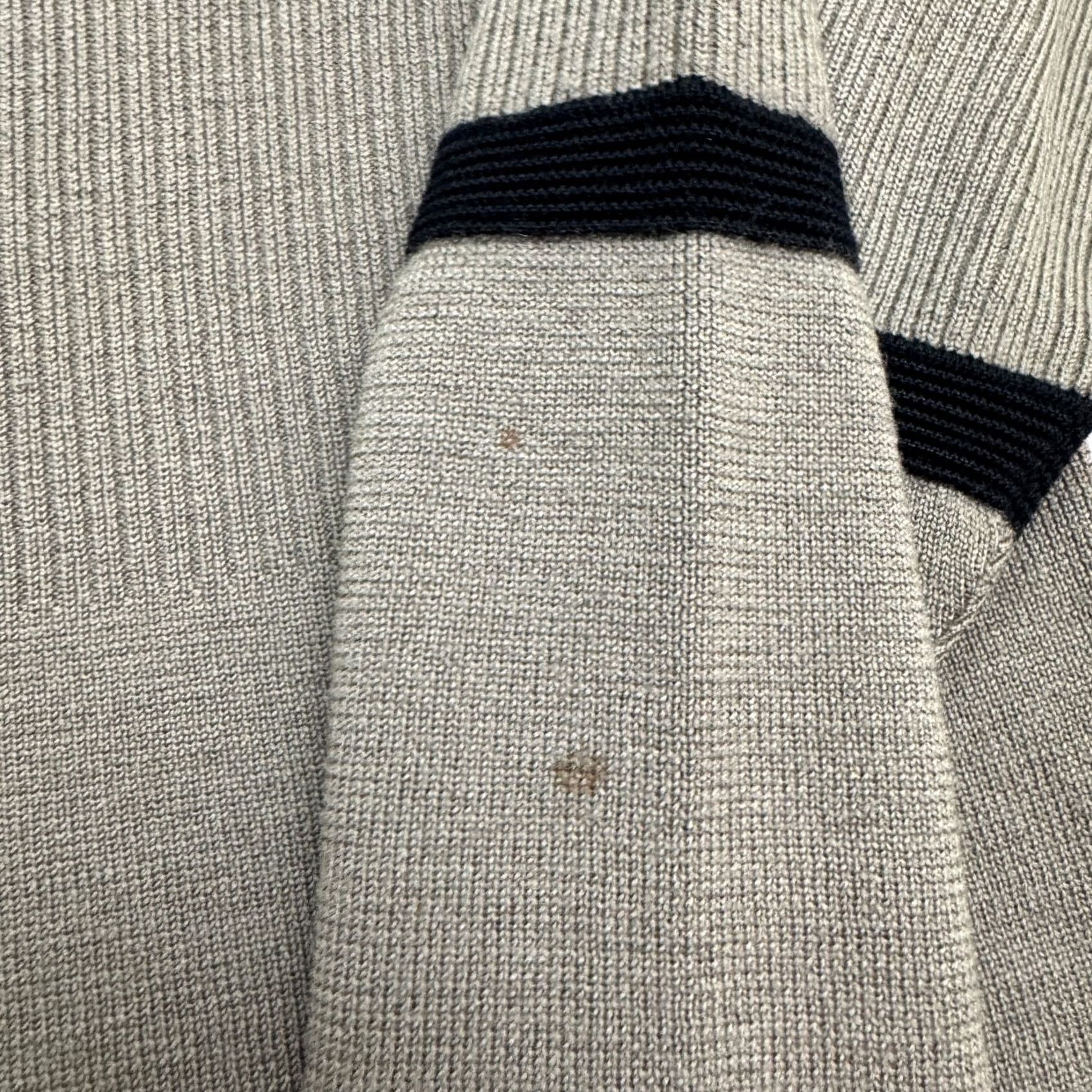 The North Face VINTAGE The North Face Wool Sweater Mens Medium Brown V-Neck Pullover Size US M / EU 48-50 / 2 - 7 Thumbnail
