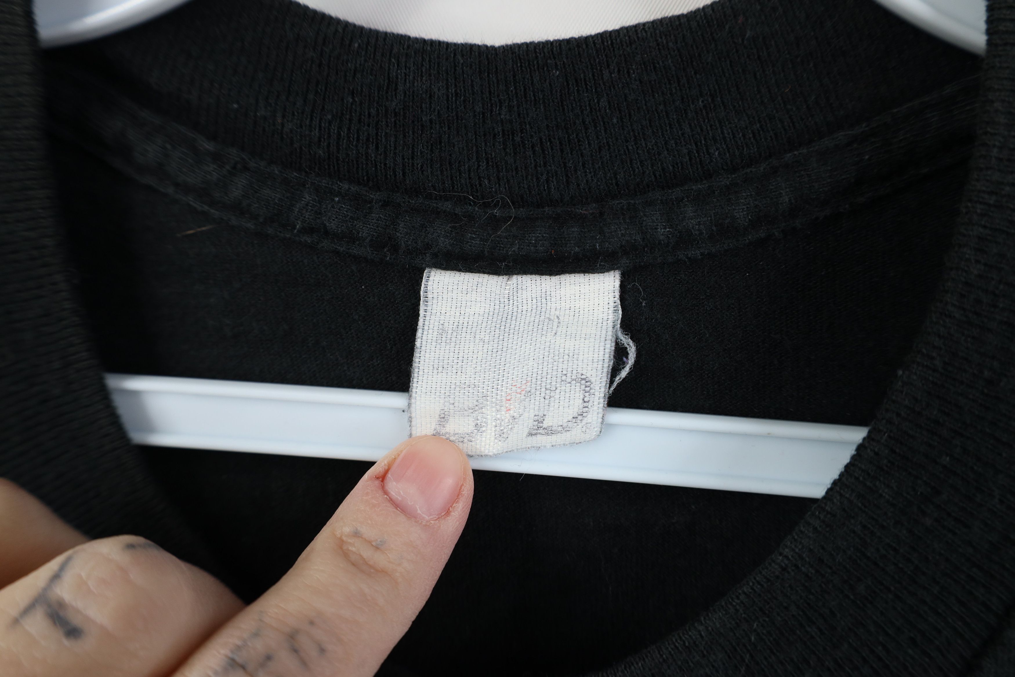 Vintage Vintage 90s Streetwear Blank Cotton T-Shirt Black Pocket USA Size US M / EU 48-50 / 2 - 10 Thumbnail