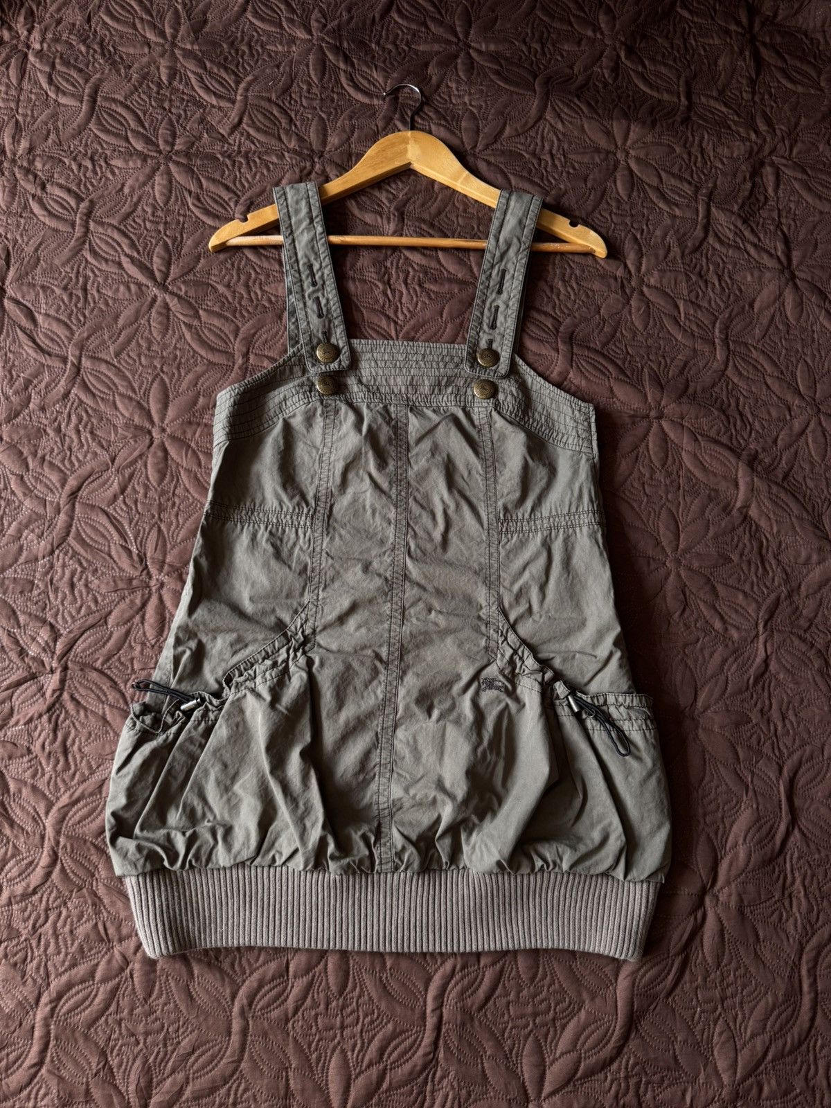 Burberry Burberry Blue Label cargo jumper skirt or overall dress Size XS / US 0-2 / IT 36-38 - 1 Thumbnail