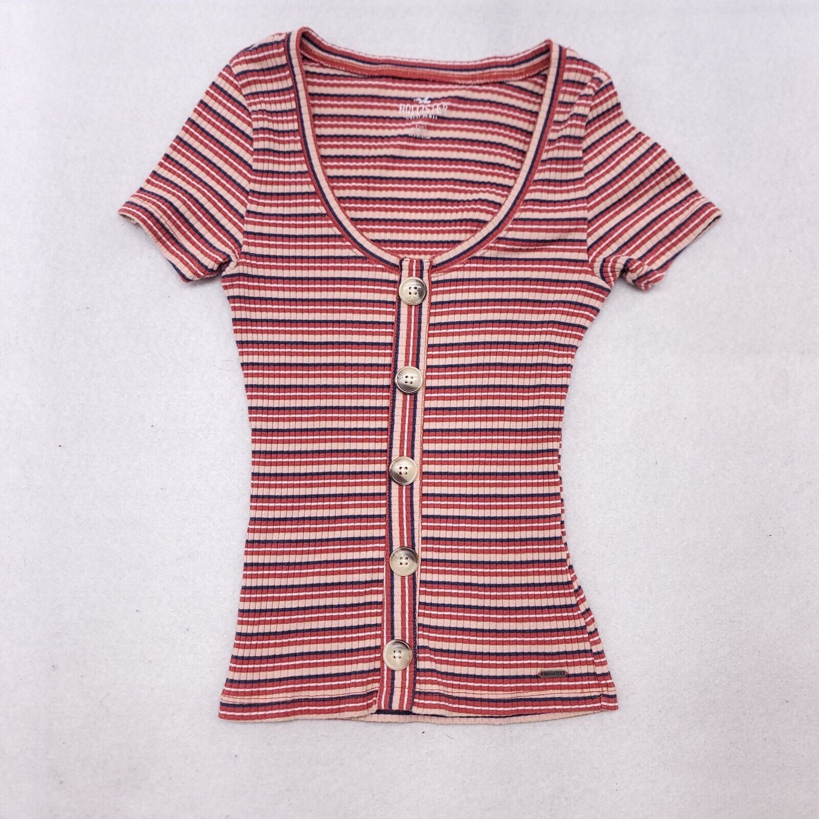Hollister Hollister Short Sleeve Shirt Women Size XS Red White Striped Size XS / US 0-2 / IT 36-38 - 2 Thumbnail