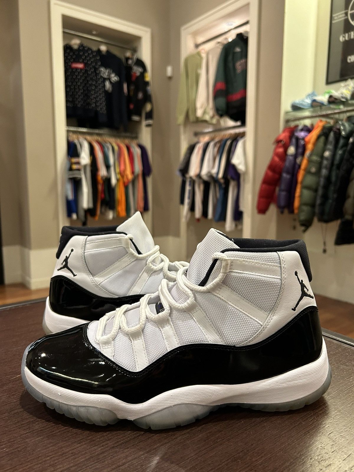 Pre-owned Jordan Brand 11 Retro Concord (2018) Shoes In Black/white