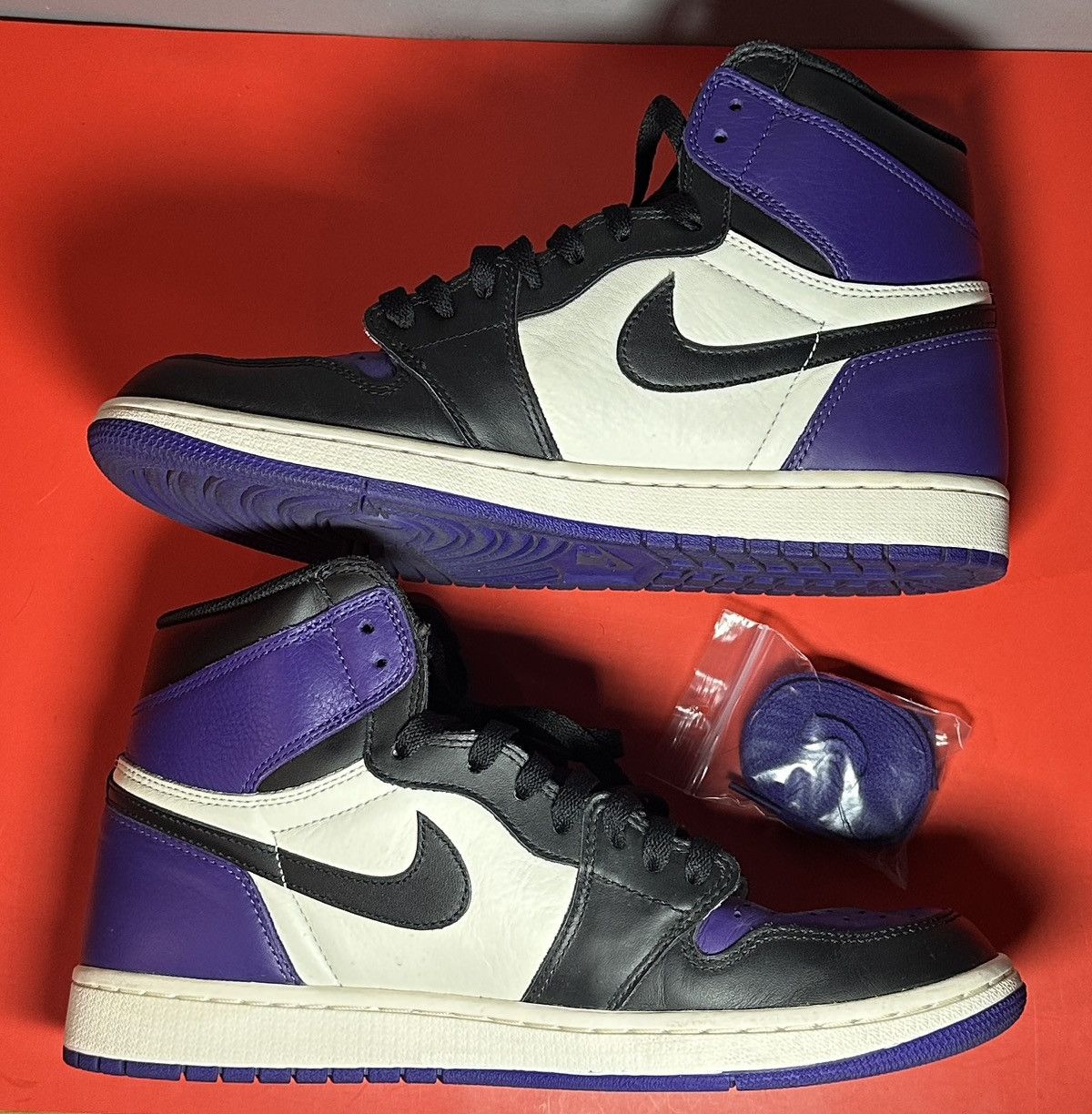 Jordan Brand Size 10.5 - Air Jordan 1 Retro OG High Court Purple Size US 10.5 / EU 43-44 - 3 Thumbnail