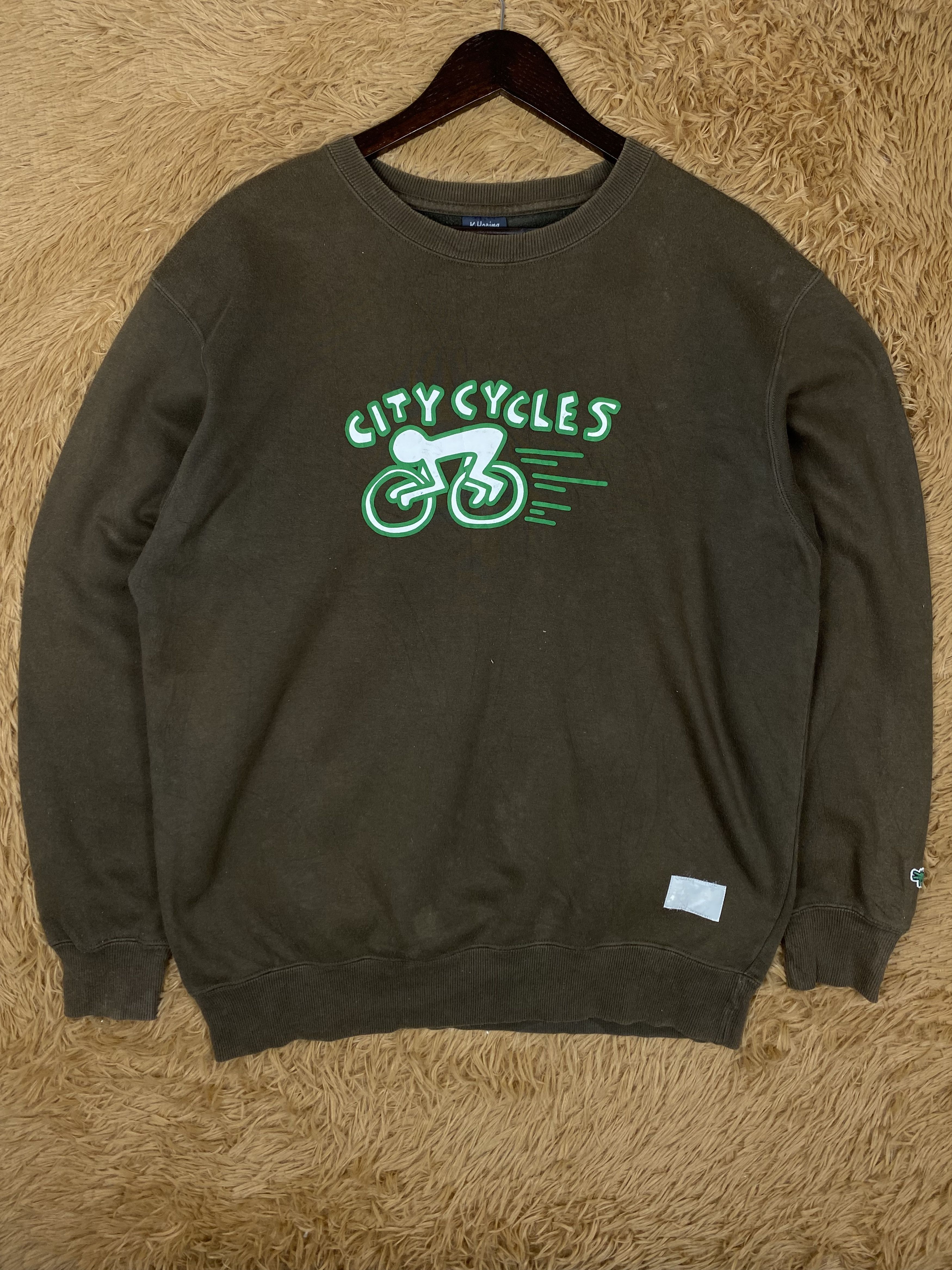 Uniqlo Vintage Uniqlo X Keith Haring Sweatshirts PS0281 Size US L / EU 52-54 / 3 - 1 Thumbnail