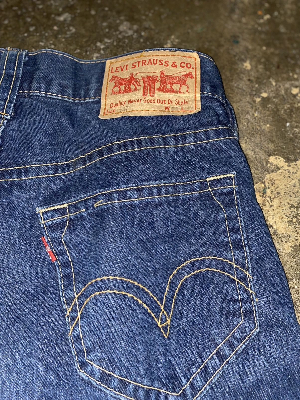 Levi's × Vintage BOOTCUT VINTAGE 907 501 505 LEVI’S FLARED DENIM JEANS Size US 31 - 6 Thumbnail