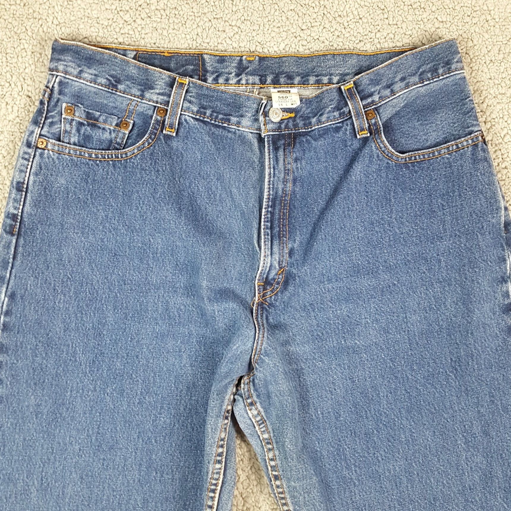 Levi's VINTAGE Levi's 560 High Rise Loose Fit Straight Leg Women's Jeans Size 16 Blue 90s Y2K Size 38" / US 16 / IT 52 - 2 Thumbnail