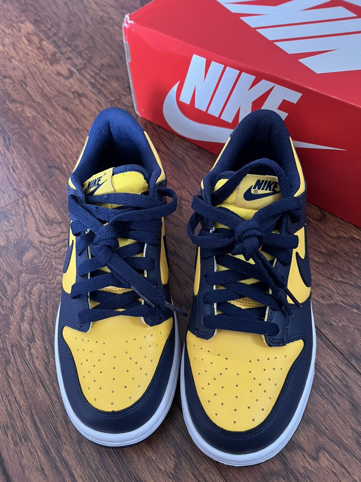Nike Nike Dunk Low Michigan Youth 6 Size US 8 / IT 38 - 5 Thumbnail