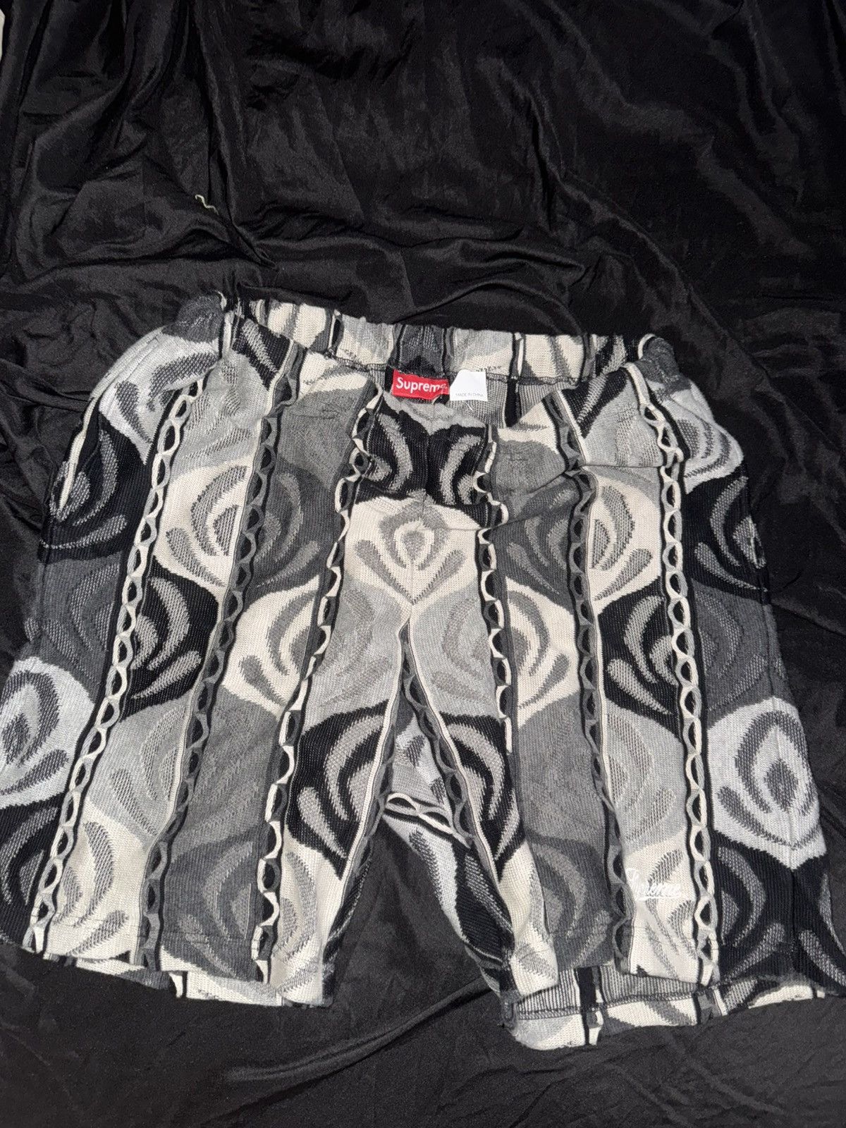Supreme Supreme Abstract Knit Shorts Size US 38 / EU 54 - 1 Preview