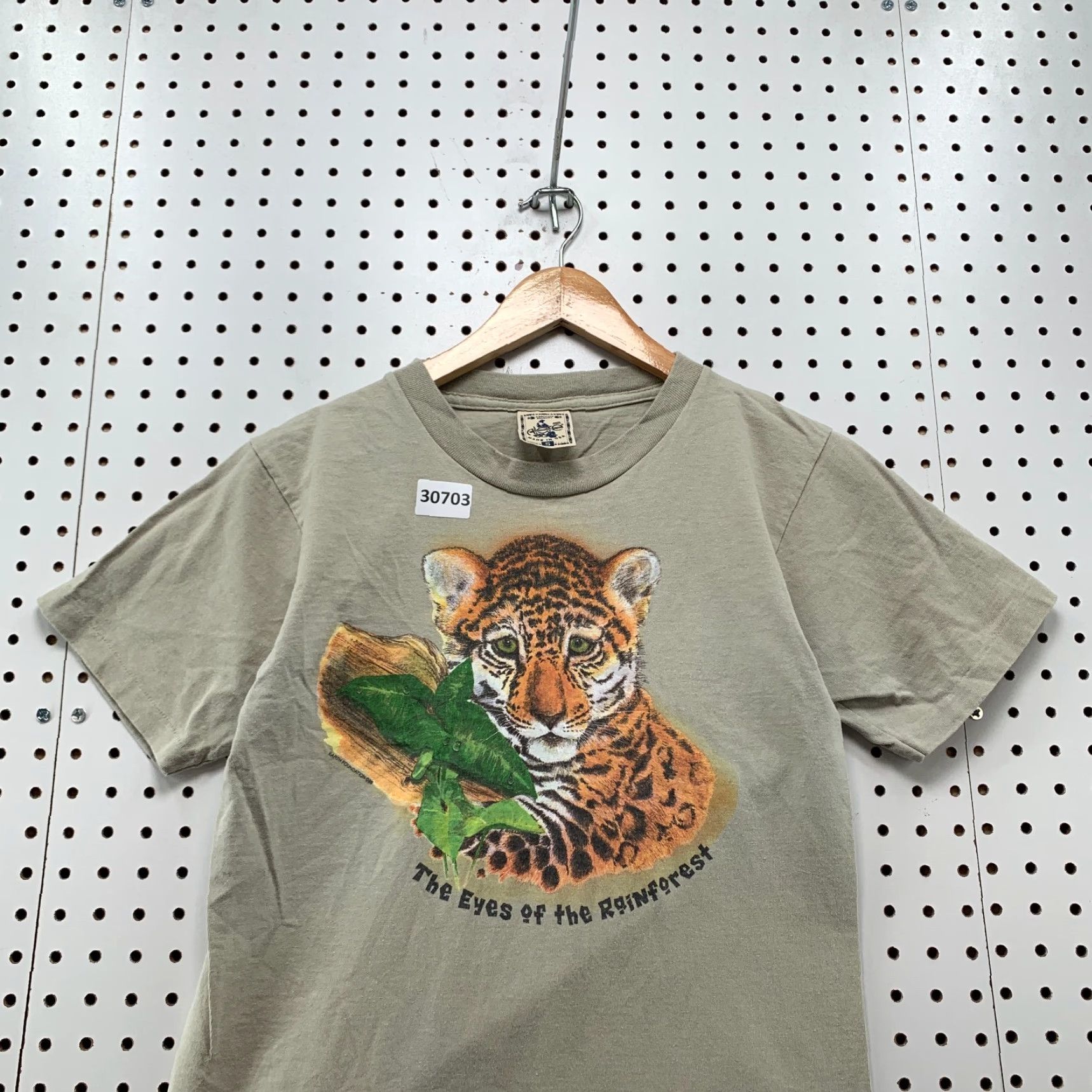 Vintage VINTAGE Alore 90s Tiger Nature Shirt Mens Small Gray Short Sleeve Crew Neck Single Stitch USA Size US S / EU 44-46 / 1 - 2 Thumbnail
