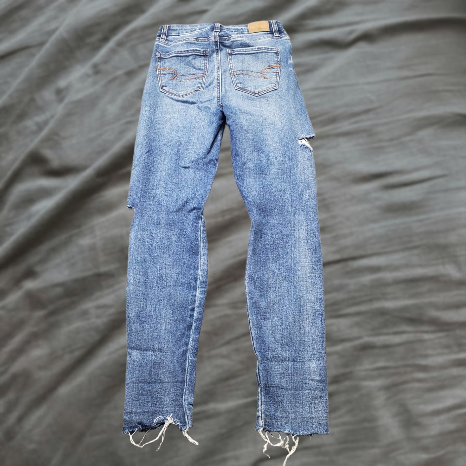 American Eagle Outfitters American Eagle Outfitters Jeans Womens 00S Blue Denim Streetwear Boho Distressed Raw Hem Jeans Girls Women 00S Blue Denim Distressed Raw Hem Size 24" / US 00 / IT 34 - 1 Thumbnail