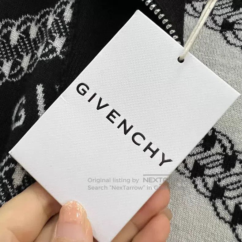 Givenchy Givenchy Diagonal Stripe Logo Printed Knit Jacket Size US S / EU 44-46 / 1 - 4 Thumbnail