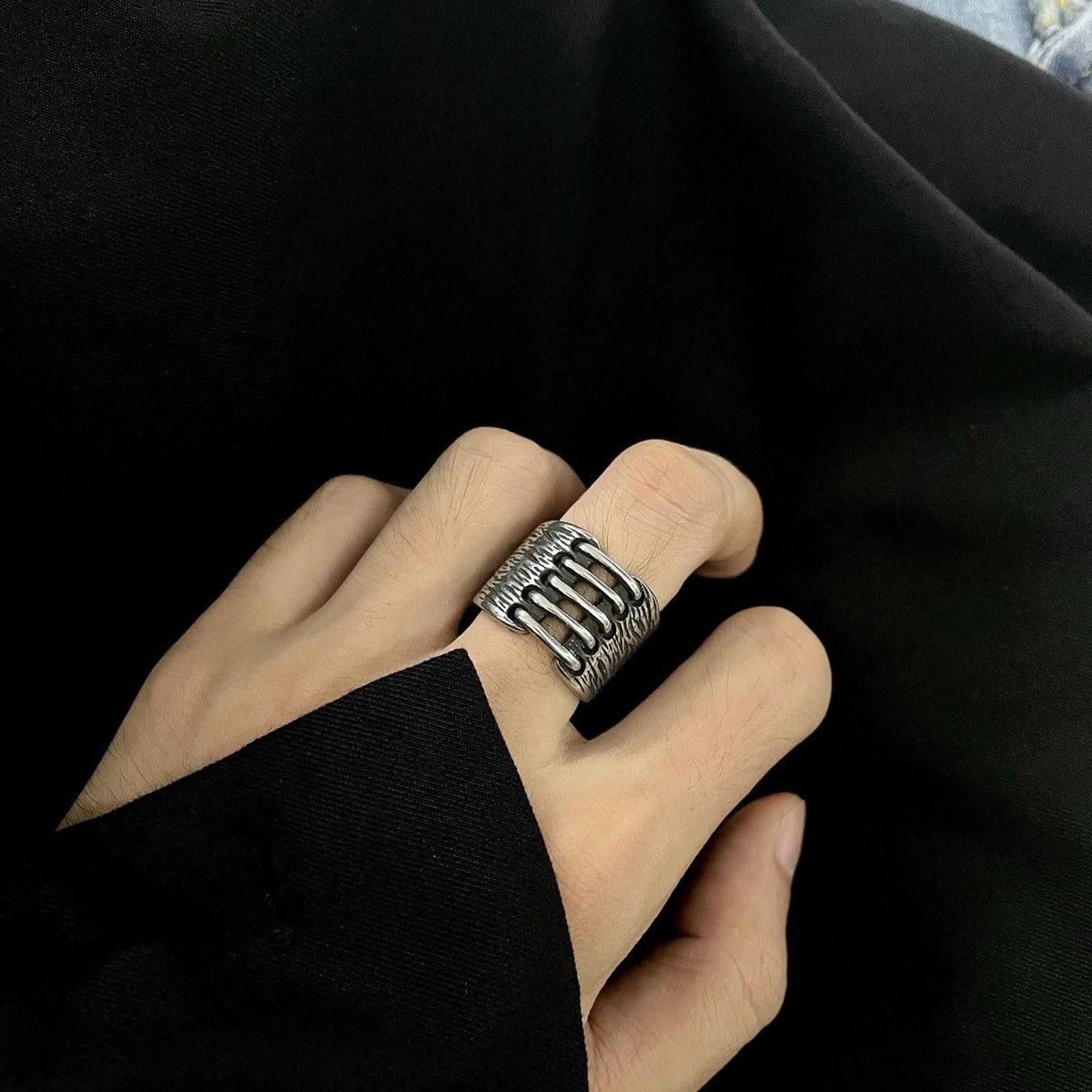 Jewelry Claw - Punk Goth Grunge Chunky Ring Size ONE SIZE - 1 Thumbnail
