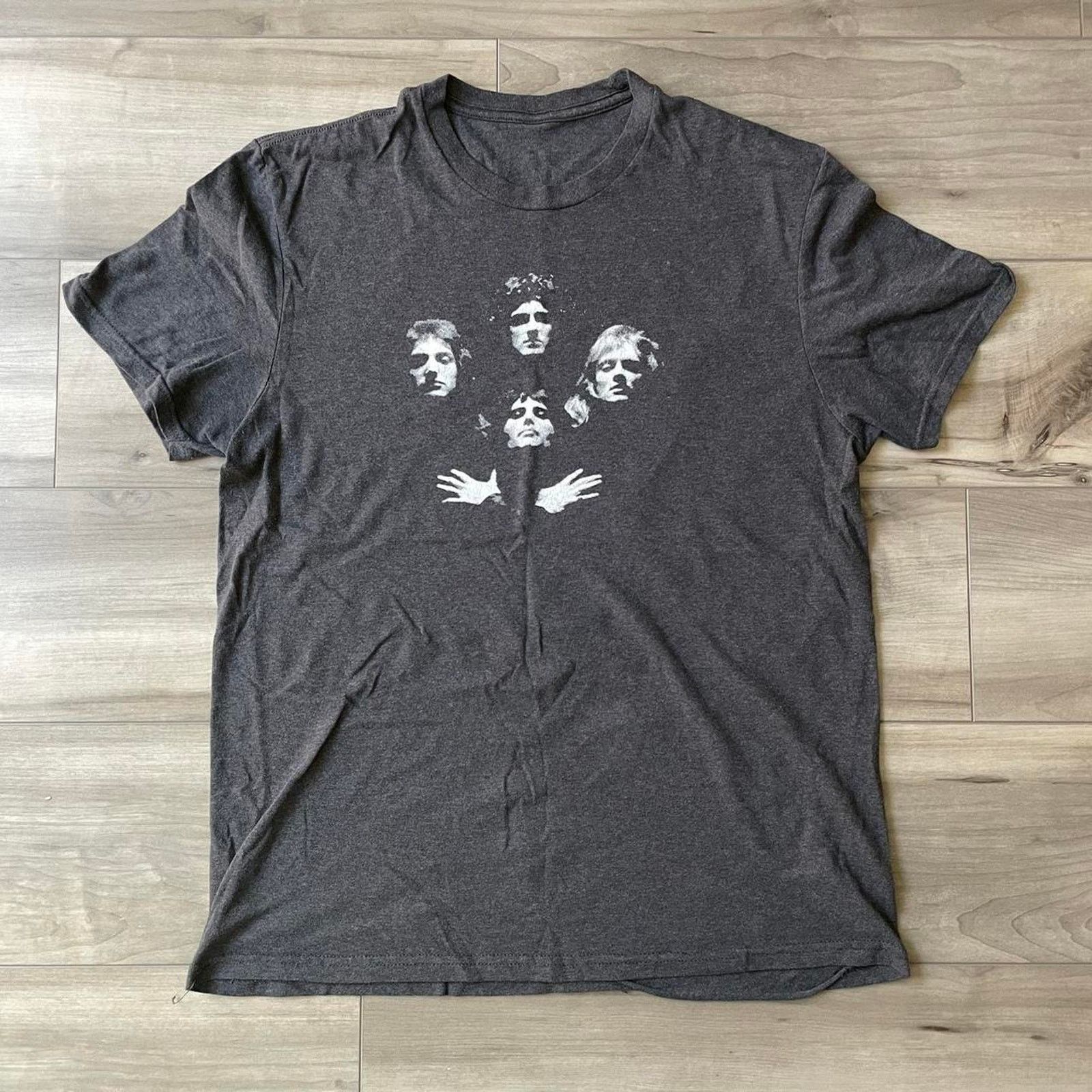 Band Tees Queen Bohemian Rhapsody Tee Size US S / EU 44-46 / 1 - 1 Thumbnail