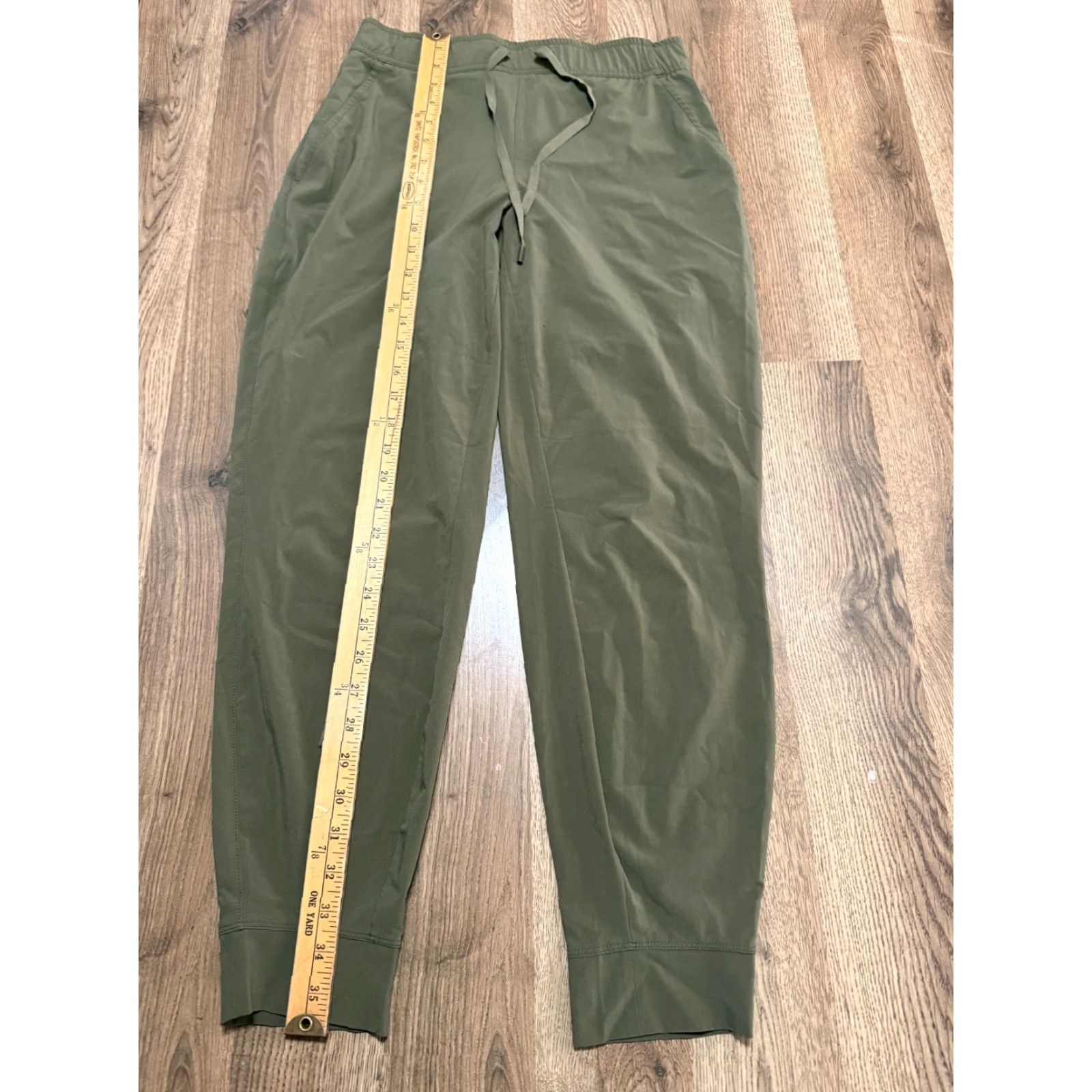 Eddie Bauer Eddie Bauer Pants Women's M Green Jogger Tie Waist Activewear Regular Inseam 26.5 in Seasonal Fall Spring Summer Winter Pants Size 27" / US 4 / IT 40 - 6 Thumbnail