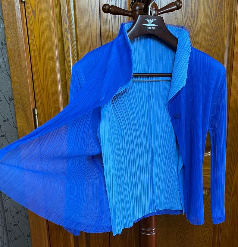 Issey Miyake Issey Miyake size:3 Blue pleated double-layered coat Size M / US 6-8 / IT 42-44 - 5 Thumbnail